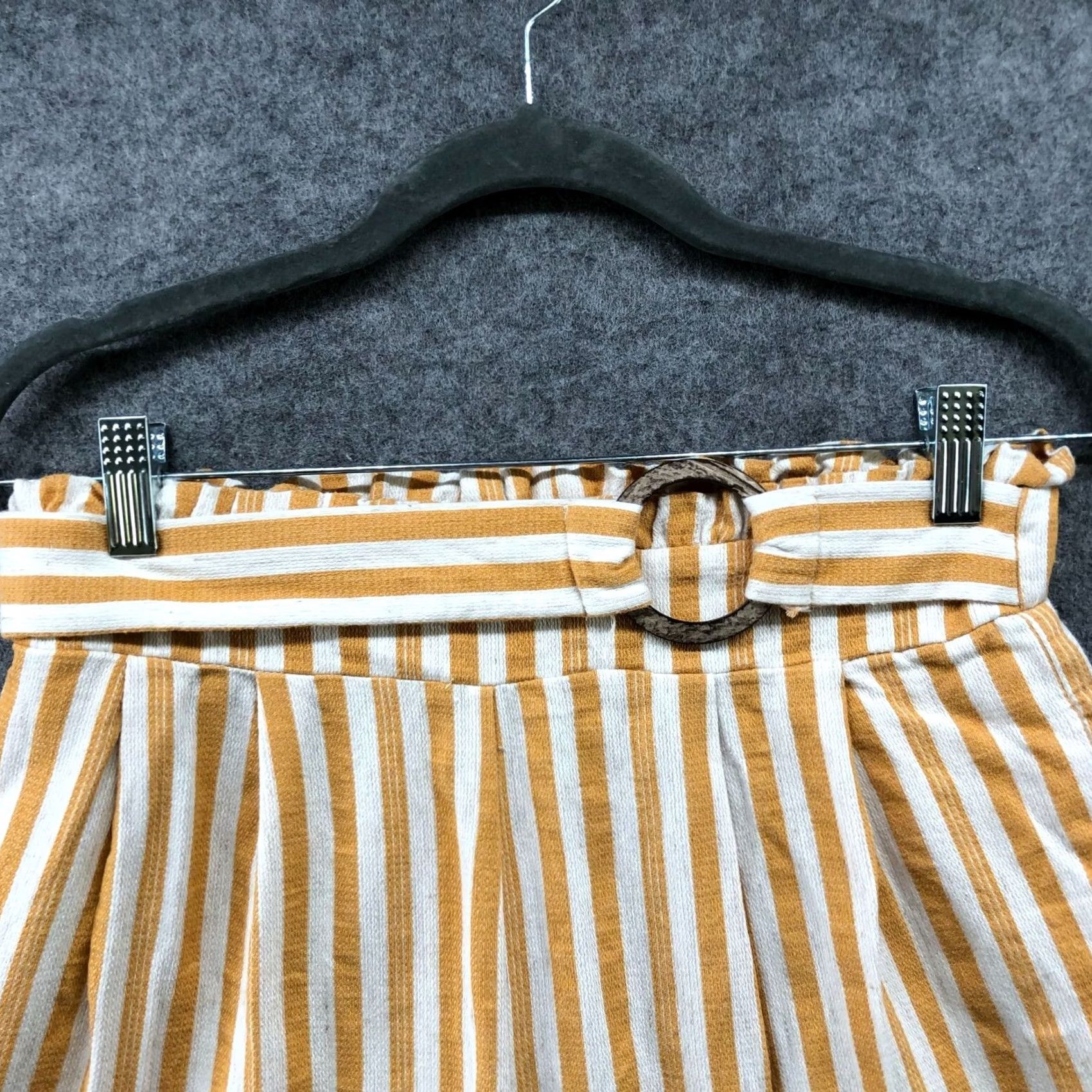 Asos ASOS Linen Blend Shorts Womens Size 6 Mustard Yellow Striped High Waisted Paperbag Relaxed Size 28" / US 6 / IT 42 - 3 Thumbnail