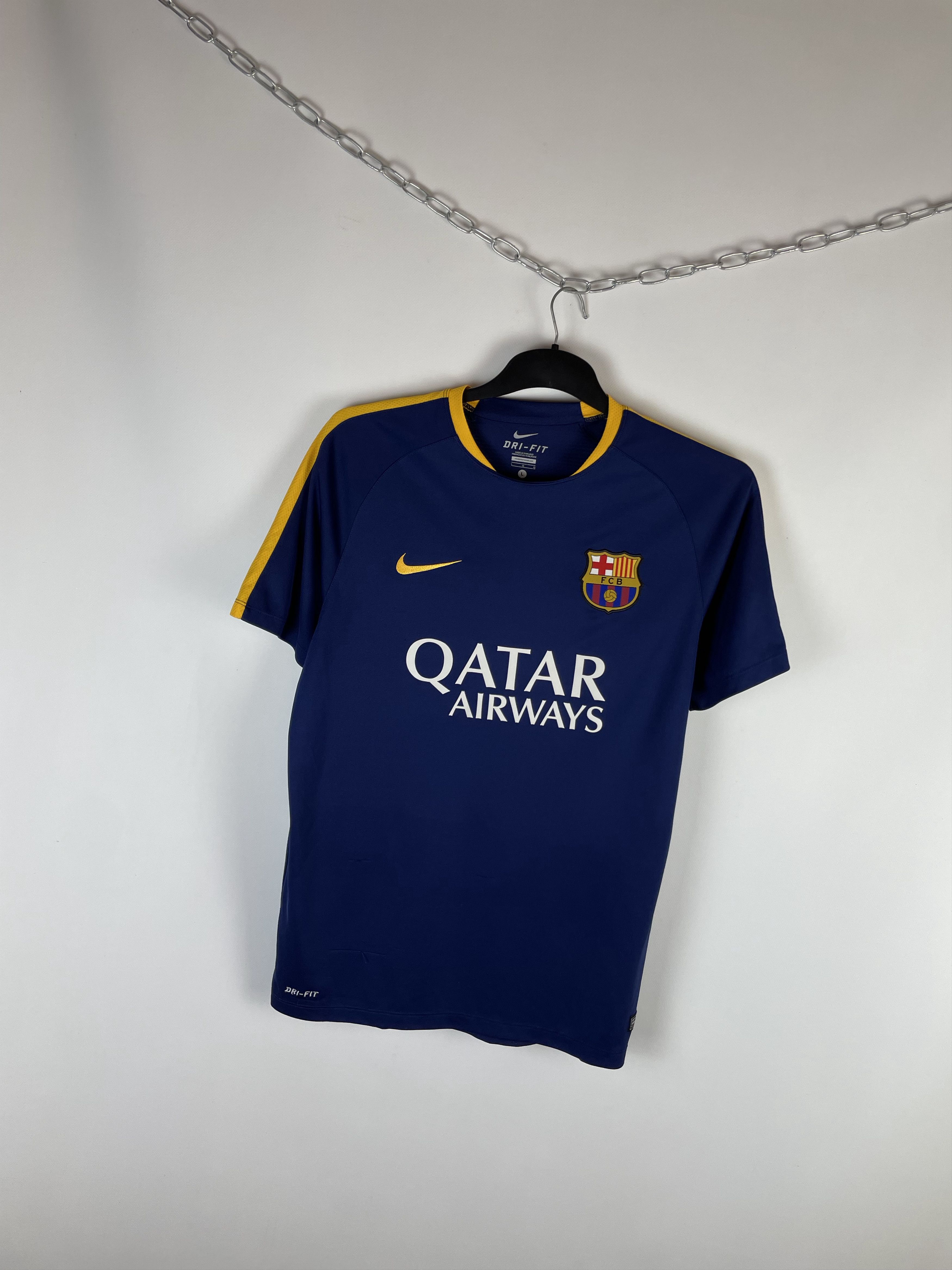 Nike Vintage Nike FC Barcelona T-shirt soccer jersey Size US L / EU 52-54 / 3 - 2 Thumbnail