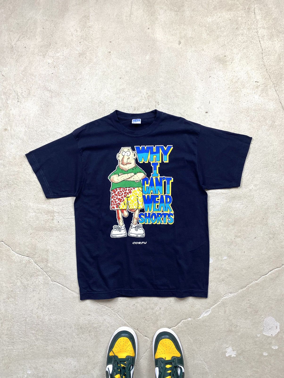 Vintage Y2K 90’s Vintage Why I Can’t Wear Shorts Funny T Shirt Size US M / EU 48-50 / 2 - 1 Thumbnail