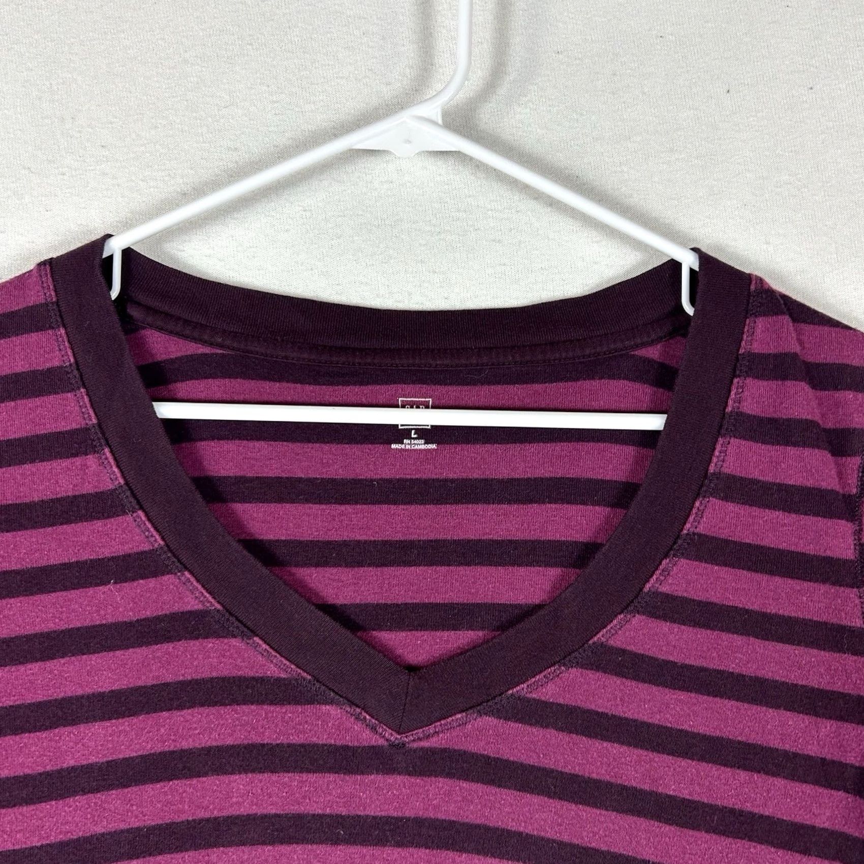 Gap Gap Shirt Womens Large Pink Striped V-Neck 3/4 Sleeve Cotton Tee Size L / US 10 / IT 46 - 2 Thumbnail