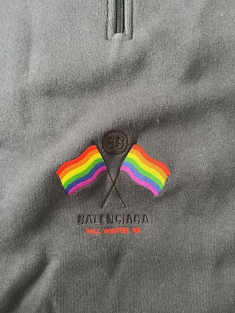 Balenciaga Balenciaga FW18 LGBTQ Flags Hybrid Sweat T-Shirt Size US S / EU 44-46 / 1 - 2 Thumbnail