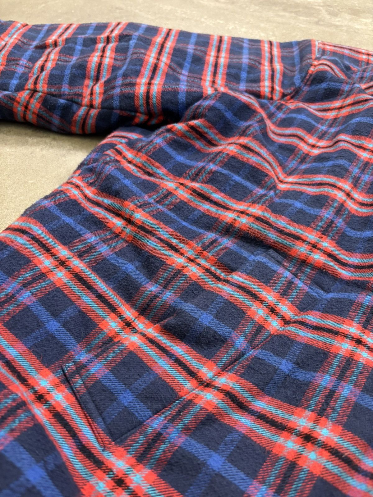 Balenciaga Balenciaga Oversized Cocoon Flannel Padded Jacket Size US M / EU 48-50 / 2 - 5 Thumbnail