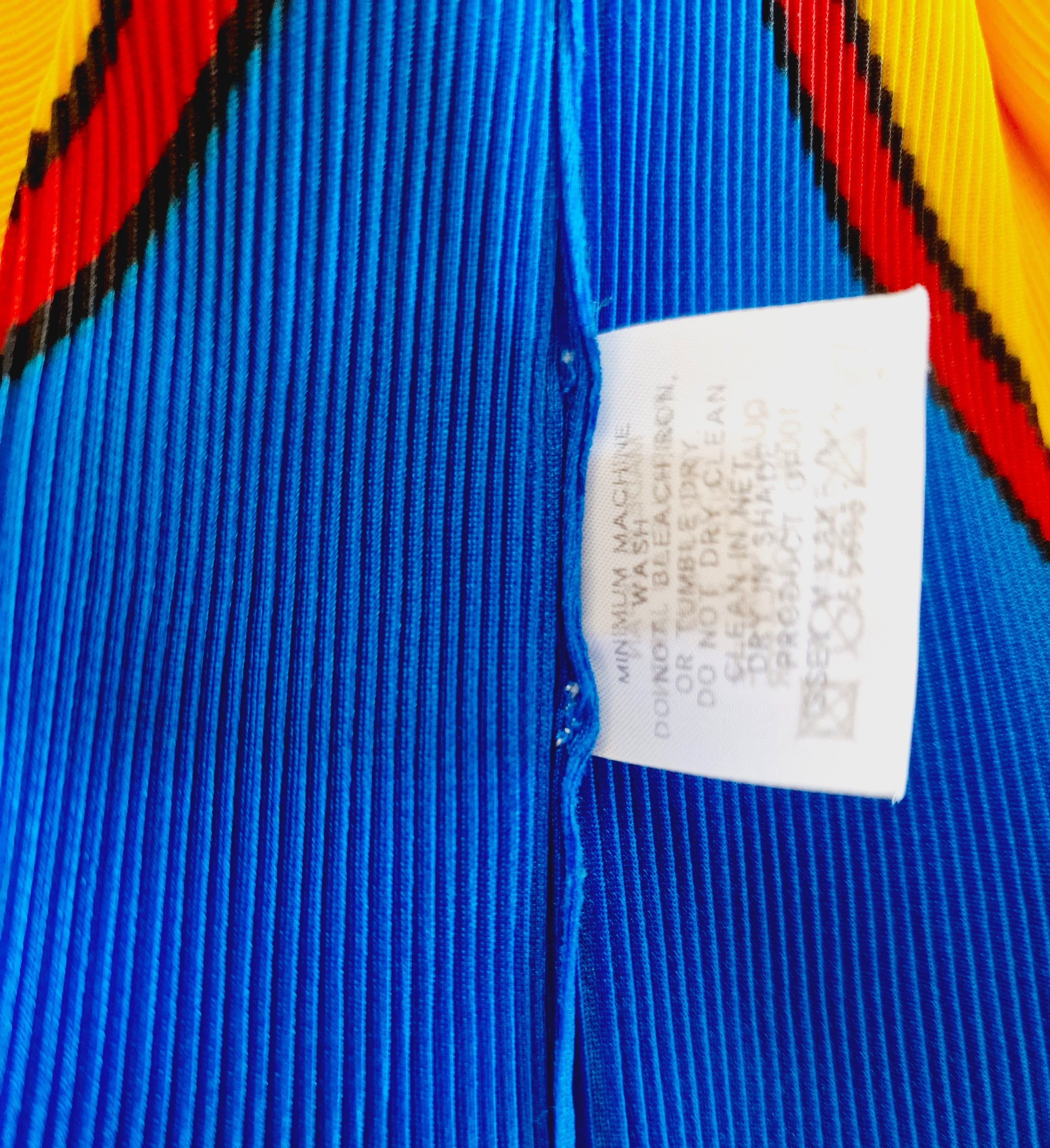 Pleats Please Issey Miyake Issey Miyake Cauliflower Pleats Please Pleated Pop Art Top Size M / US 6-8 / IT 42-44 - 12 Thumbnail