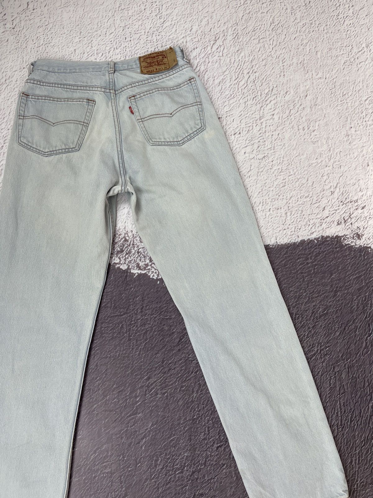 Levi's Levi’s 501XX (0660) vintage 90s light blue distressed denim Size US 30 / EU 46 - 13 Thumbnail