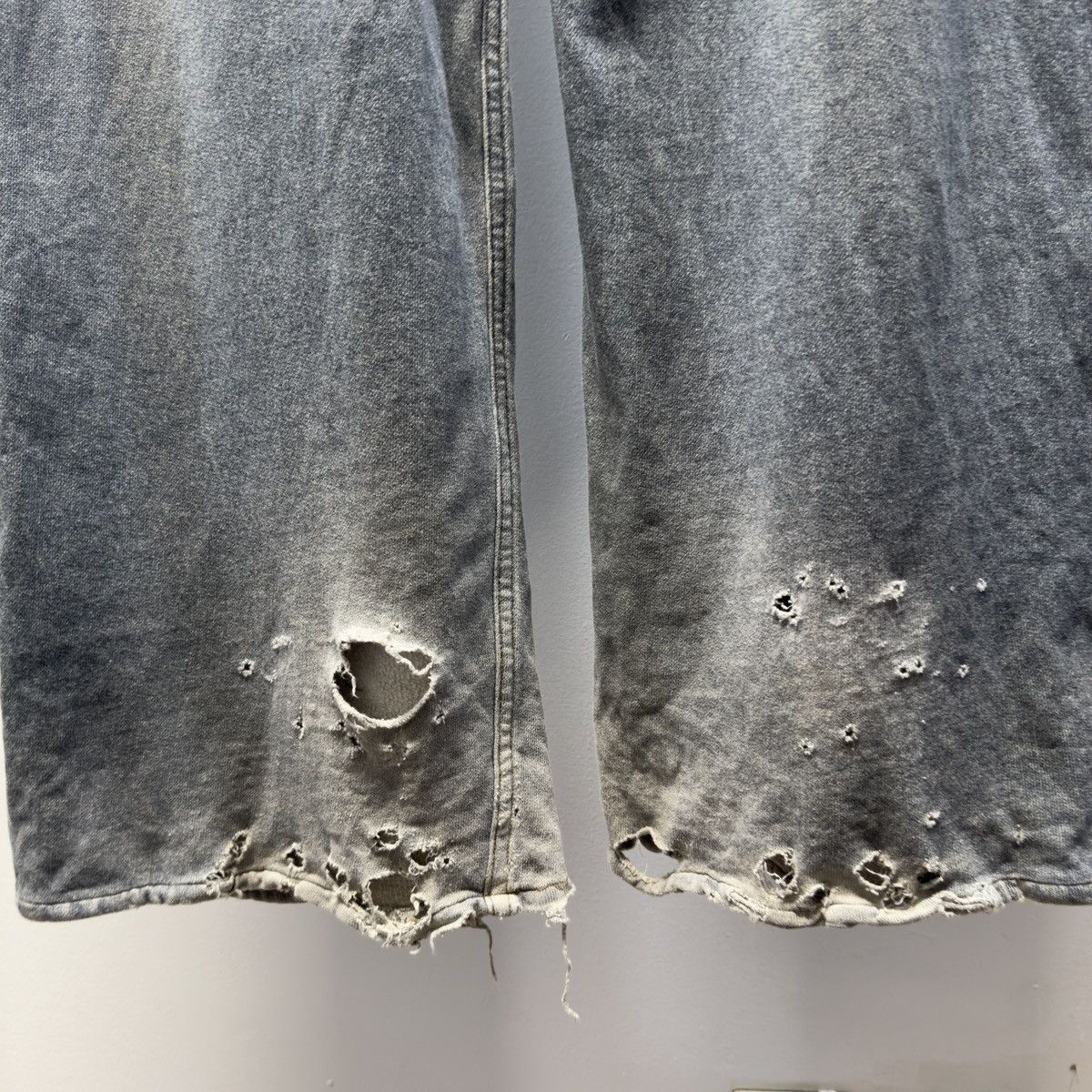 Balenciaga Balenciaga Winter 2021 Tromp L'oeil Denim Sweatpants Demna Size US 36 / EU 52 - 17 Thumbnail