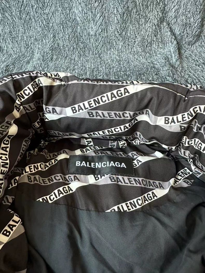Balenciaga Balenciaga Bullet screen bread jacket 2503-Nextarrow Size US S / EU 44-46 / 1 - 3 Thumbnail