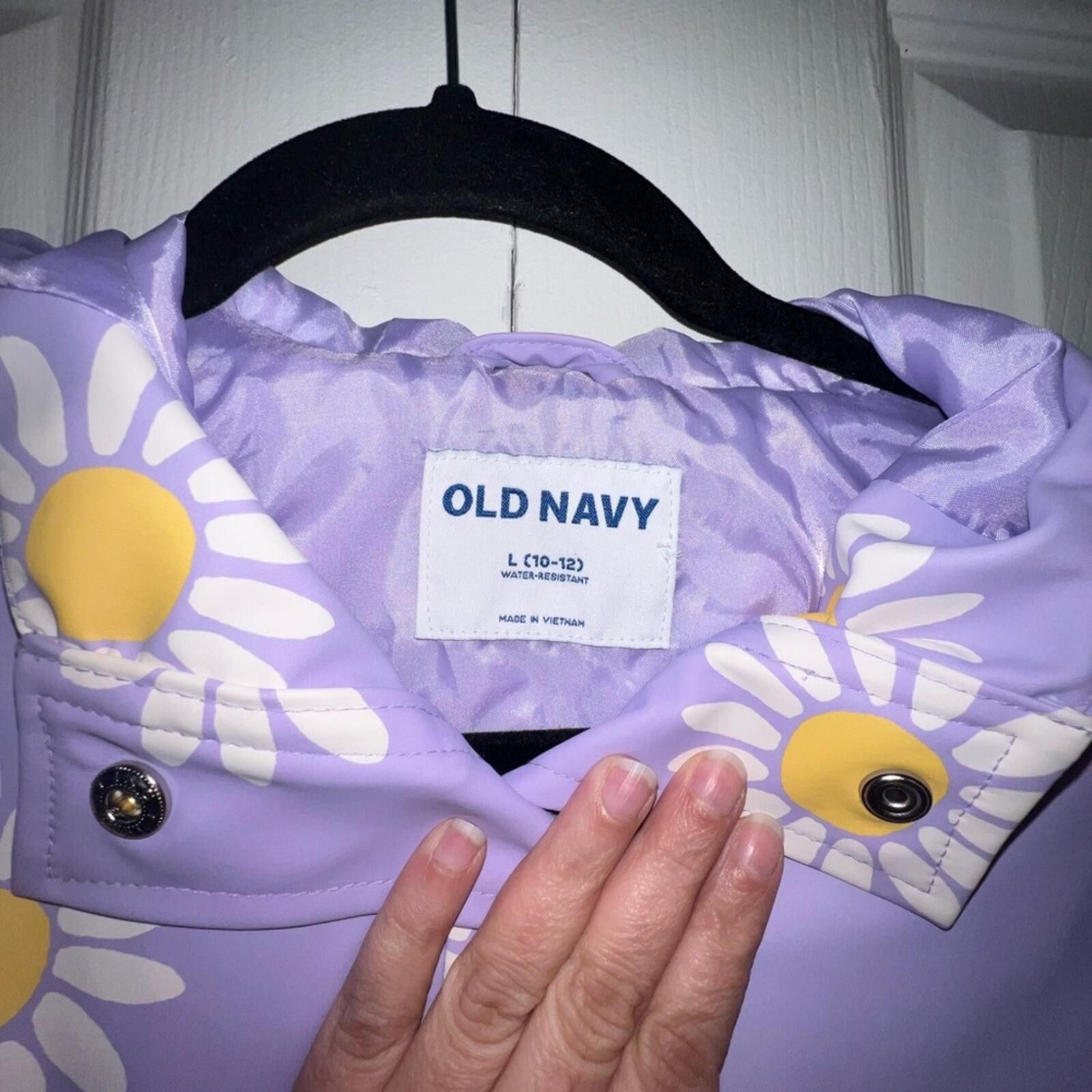Old Navy Kids Old Navy Daisy Purple Raincoat Large 10/12 Size US XXS / EU 40 - 2 Thumbnail
