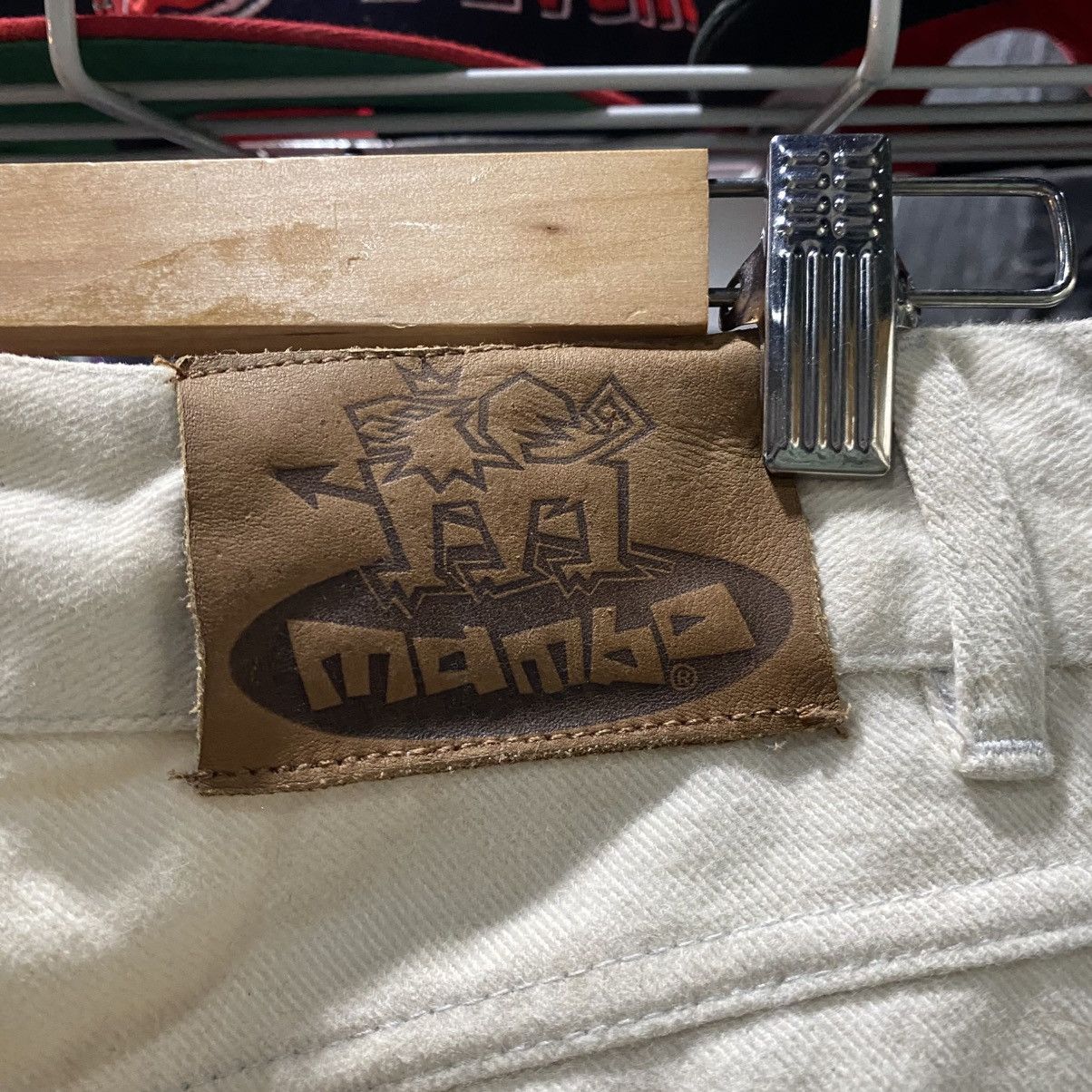 Mambo × Vintage Vintage Mambo Australia White Plain Casual Pants Size US 32 / EU 48 - 8 Thumbnail
