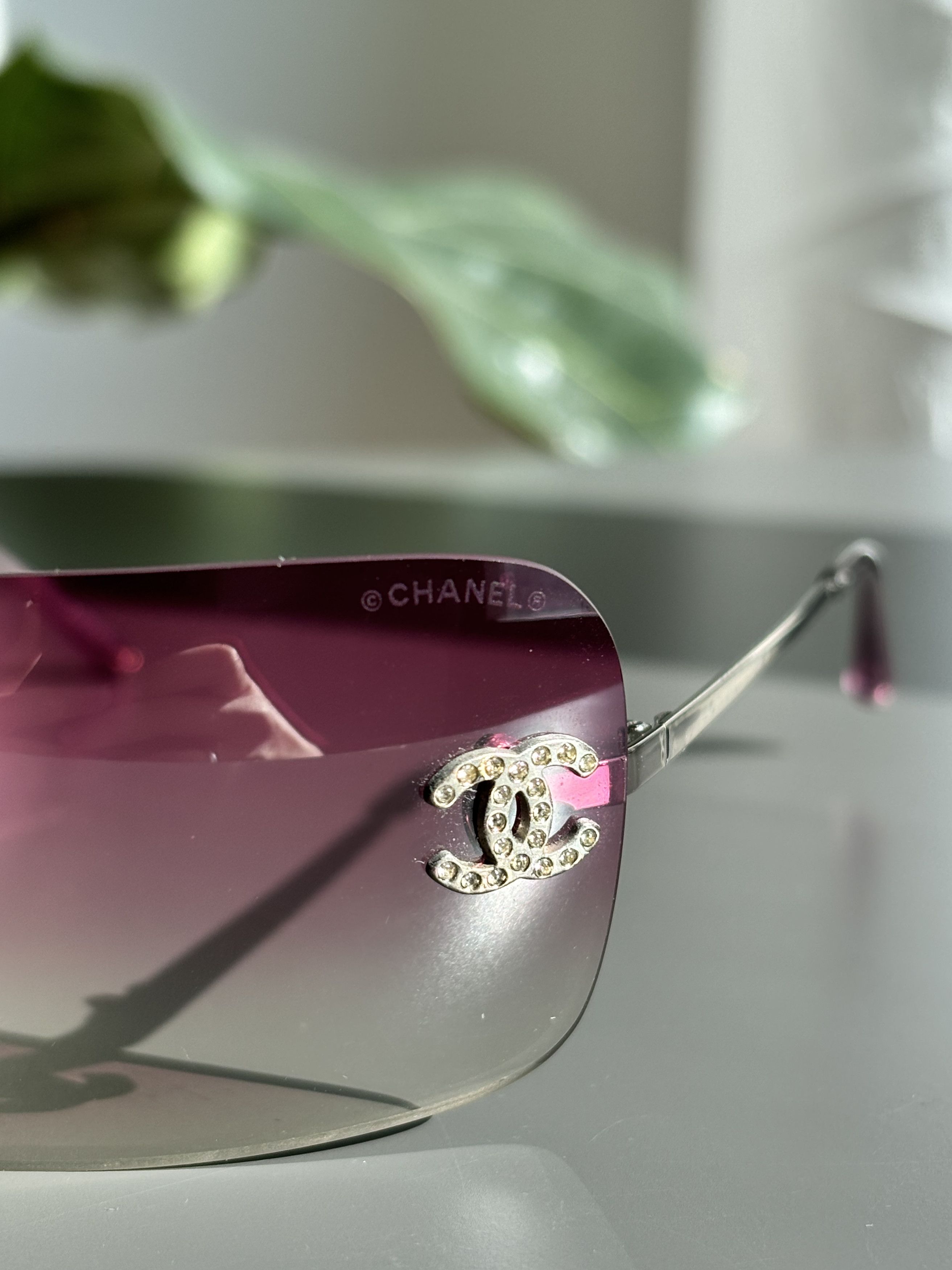 Chanel Chanel Sunglasses 4017 D CC Rhinestone Logo Rimless Size ONE SIZE - 5 Thumbnail