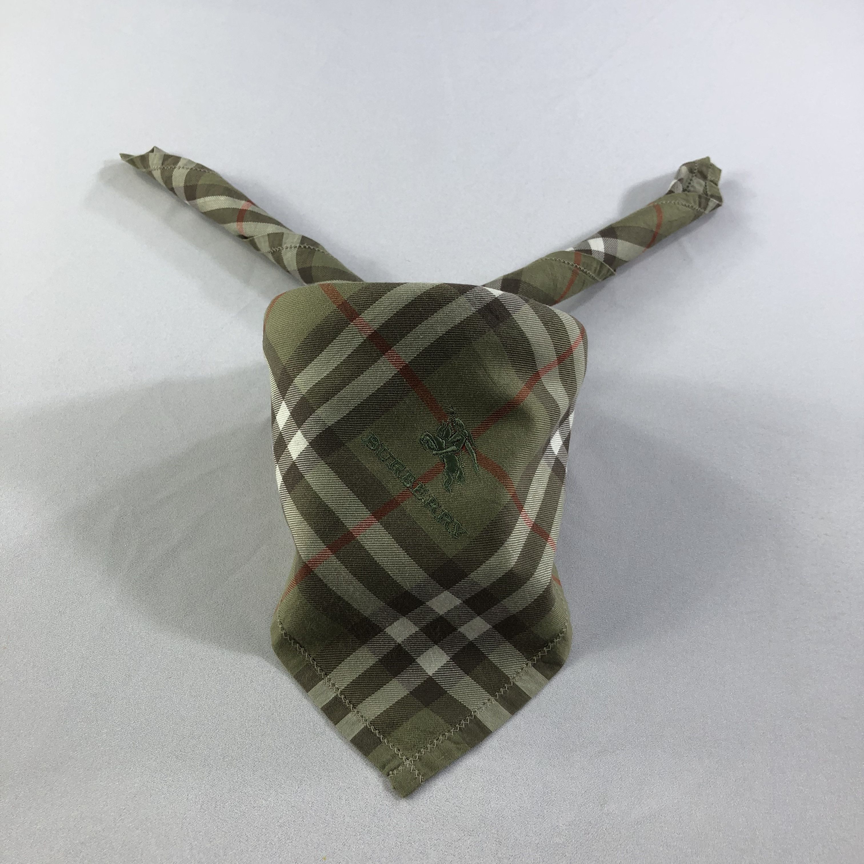 Burberry Burberry Nova Check Handkerchief Neckerchief Bandana H2007 Size ONE SIZE - 1 Thumbnail