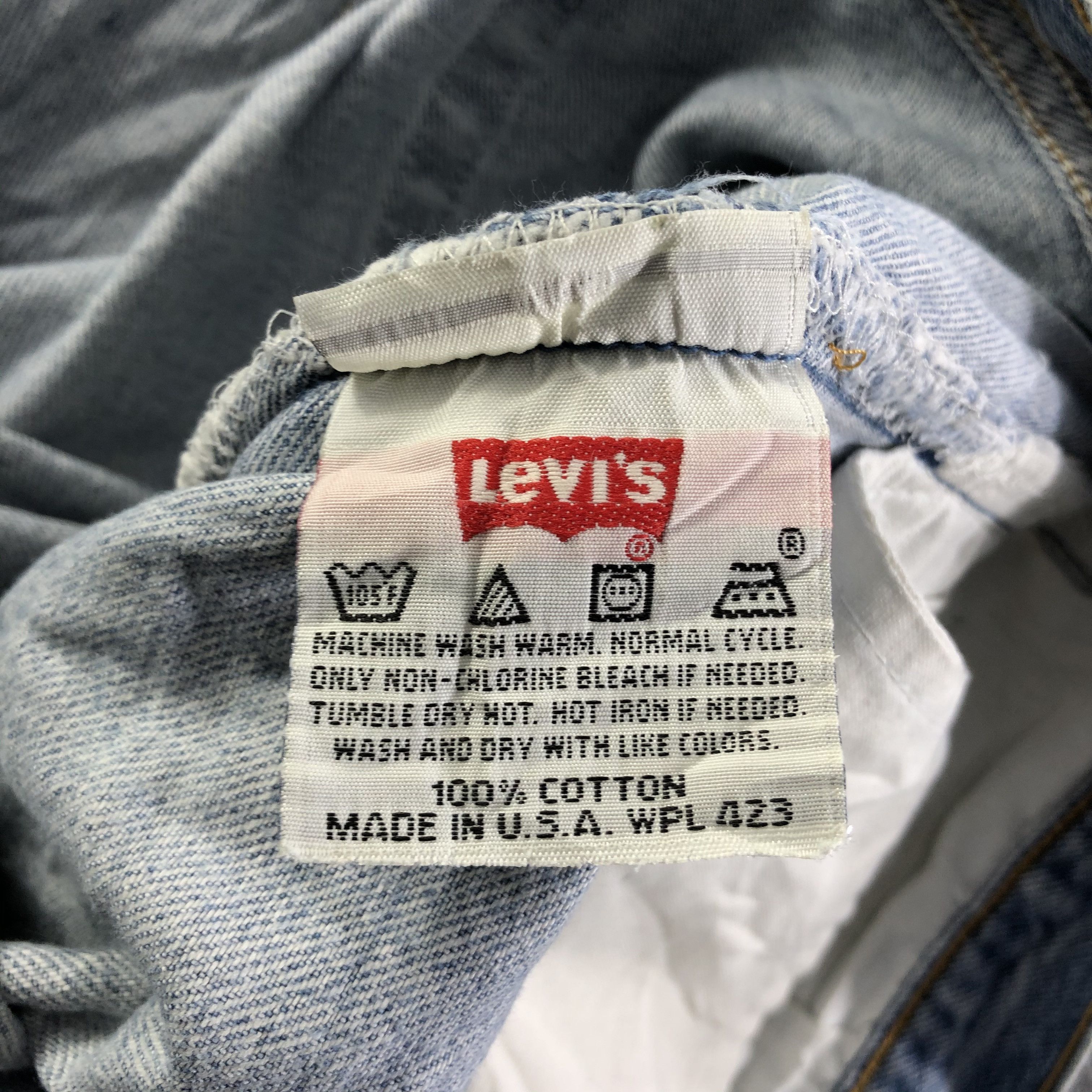 Levi's Vintage Blue Wash Levis 501 Jeans-J3985 Size US 35 - 10 Thumbnail