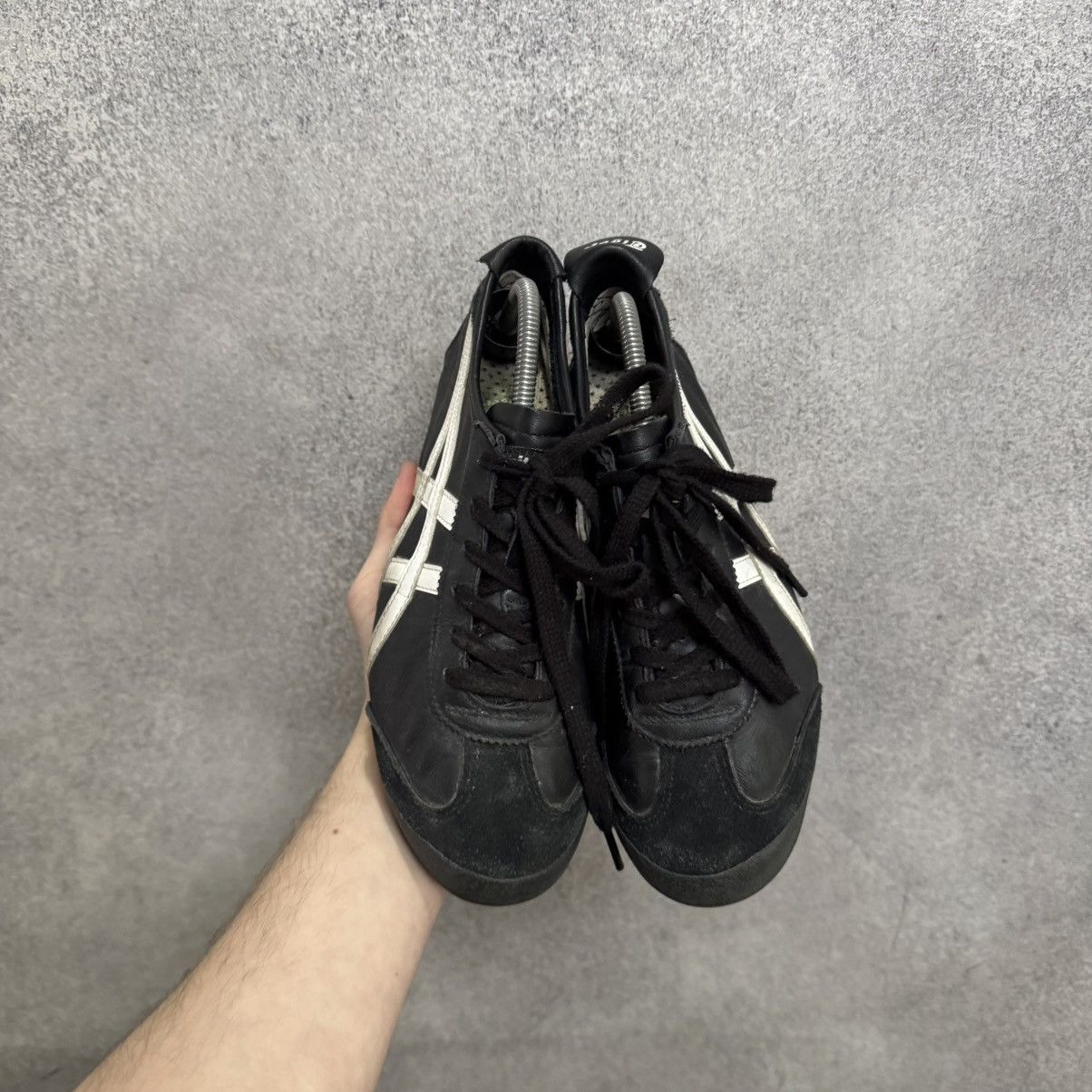 Asics Asics Onitsuka Tiger Kill Bill Leather Sneakers Size US 6.5 / EU 39-40 - 2 Thumbnail