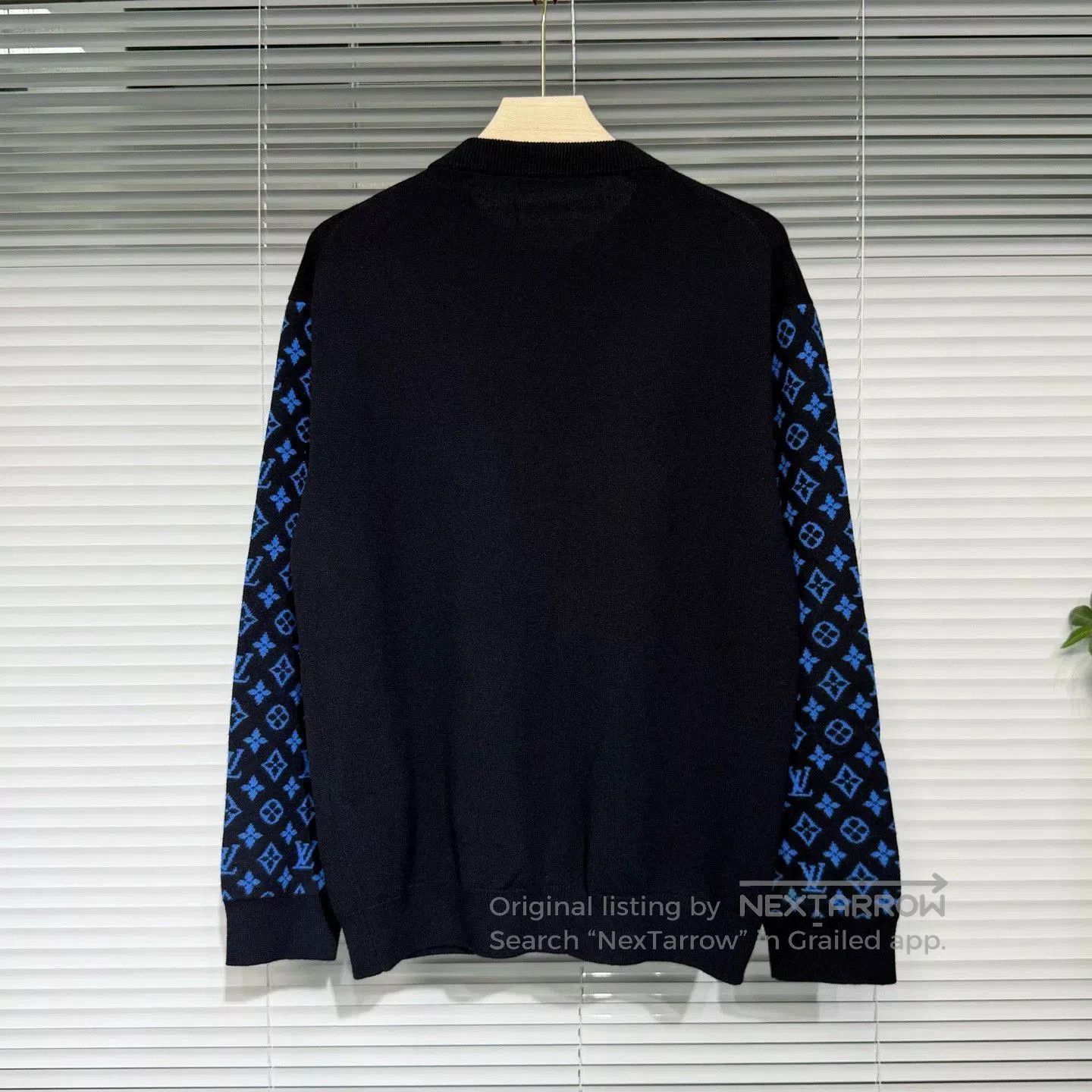 Louis Vuitton LV Monogram Knit Sweater M. Size US M / EU 48-50 / 2 - 2 Thumbnail