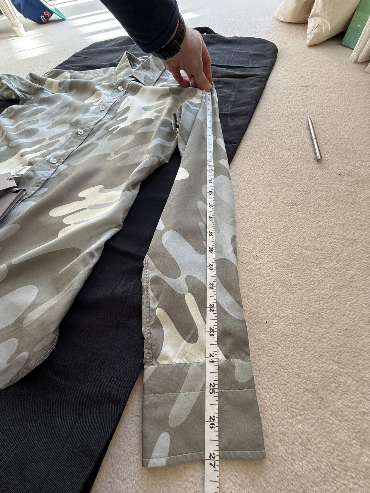 Tom Ford Tom Ford camo silk slim silk shirt camouflage 39 M Size US M / EU 48-50 / 2 - 9 Thumbnail