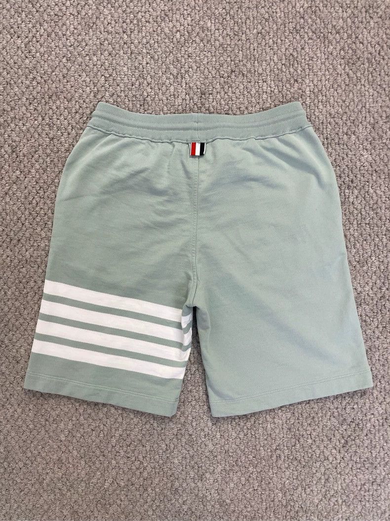 Thom Browne Thom Browne Bleeding Green Classic Sportswear shorts Size US 40 / EU 56 - 2 Thumbnail