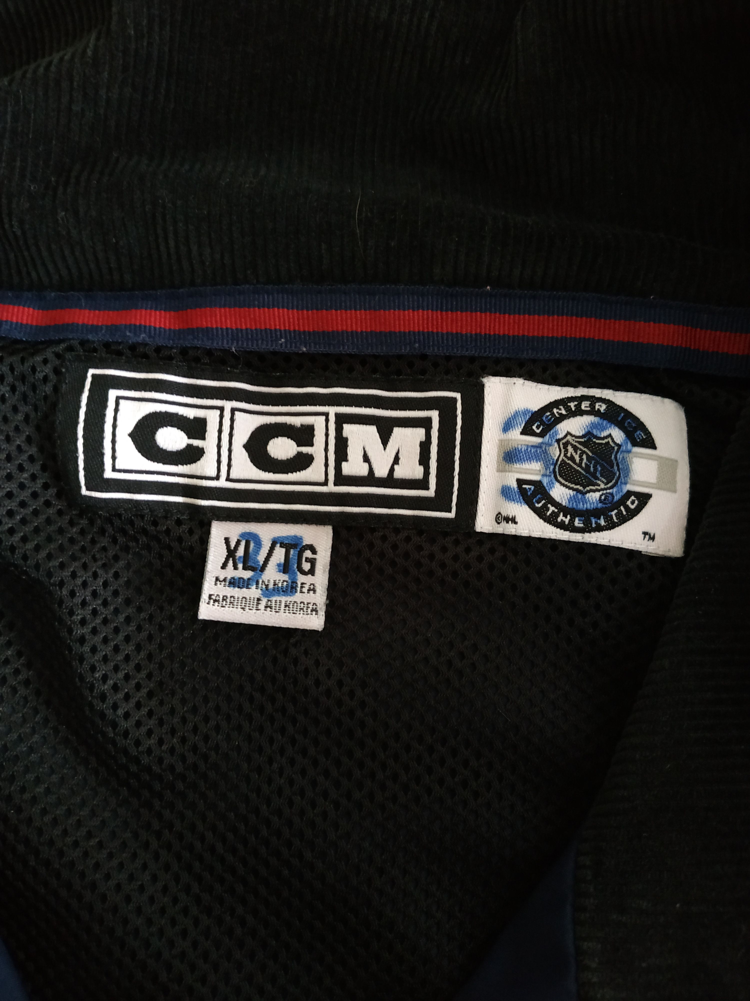 Ccm CCM NHL Atlanta Men's Vintage Full Zip Hockey Jacket, s. XL Size US XL / EU 56 / 4 - 11 Thumbnail