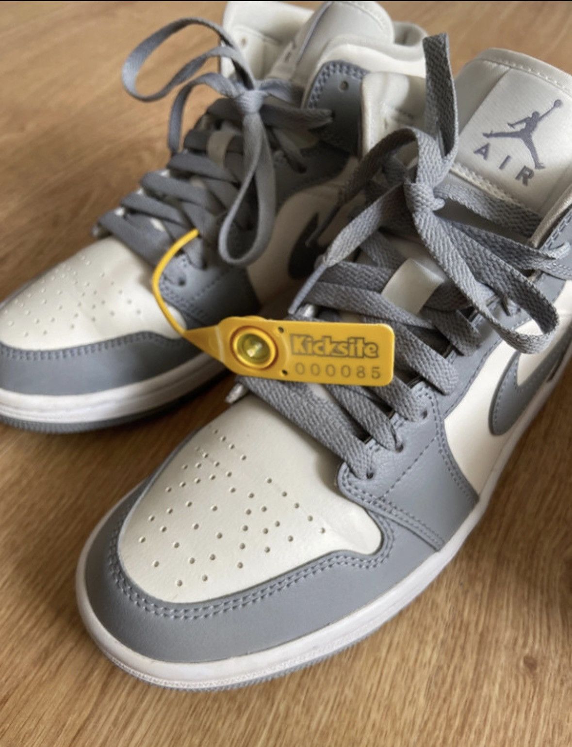 Nike Air Jordan 1 Mid Size US 7 / IT 37 - 6 Thumbnail