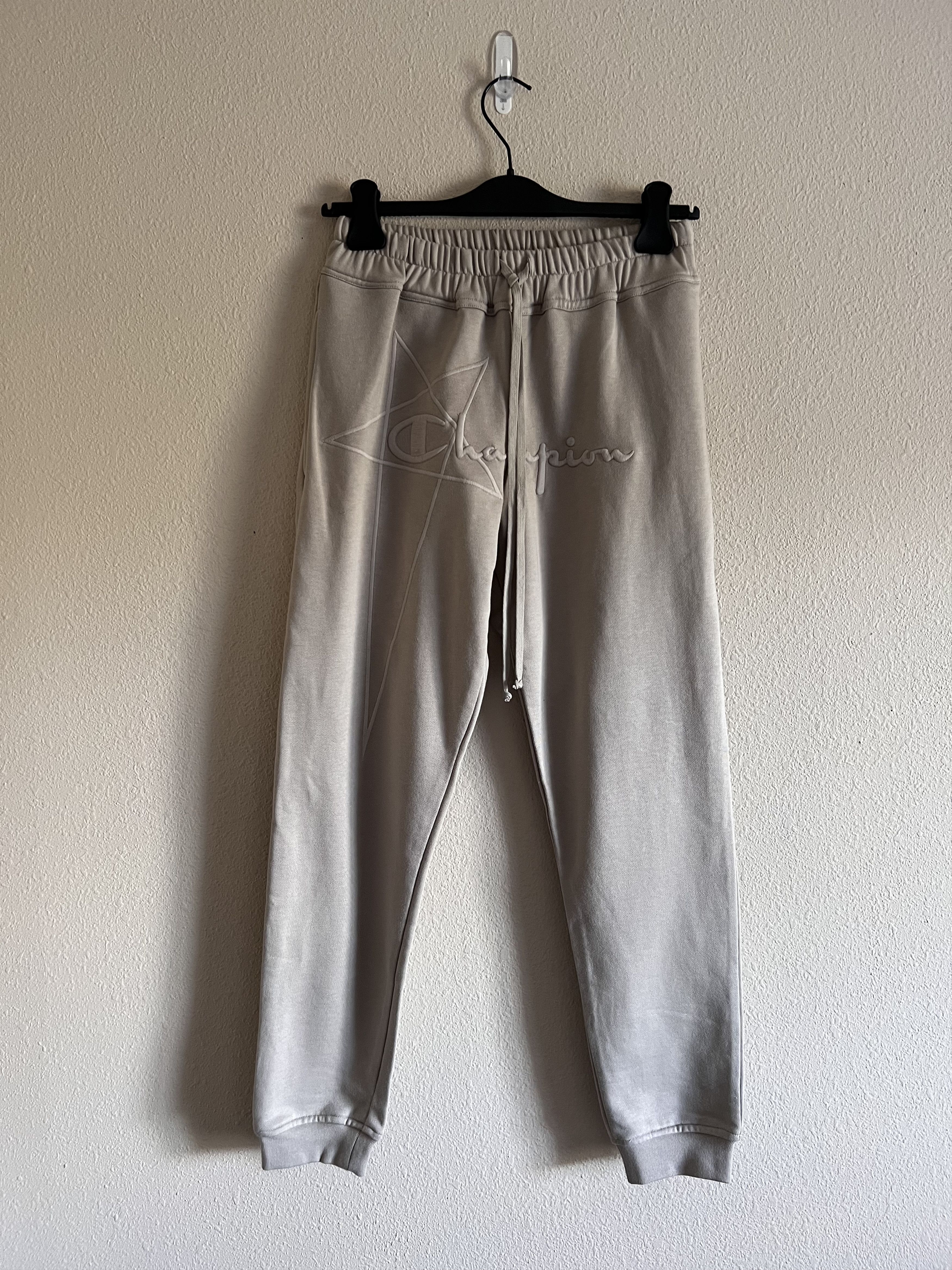 Champion × Rick Owens Rick Owens Champion Embroidered Logo Jogger Sweatpants Size US 29 - 2 Thumbnail