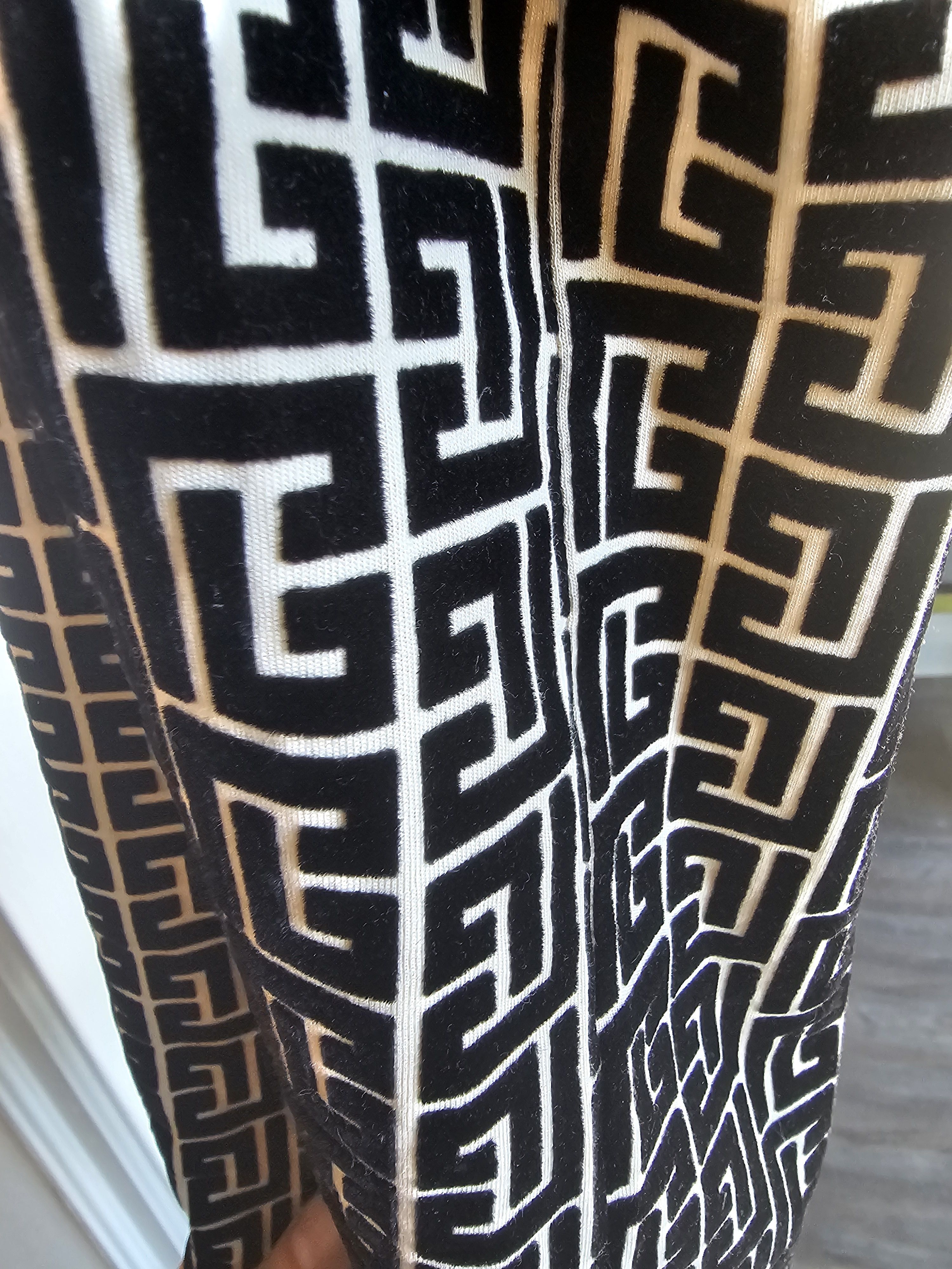Balmain ◇LIKE NEW◇ BALMAIN Organic Cotton Flocked Monogram SS Tee Size US XL / EU 56 / 4 - 4 Thumbnail