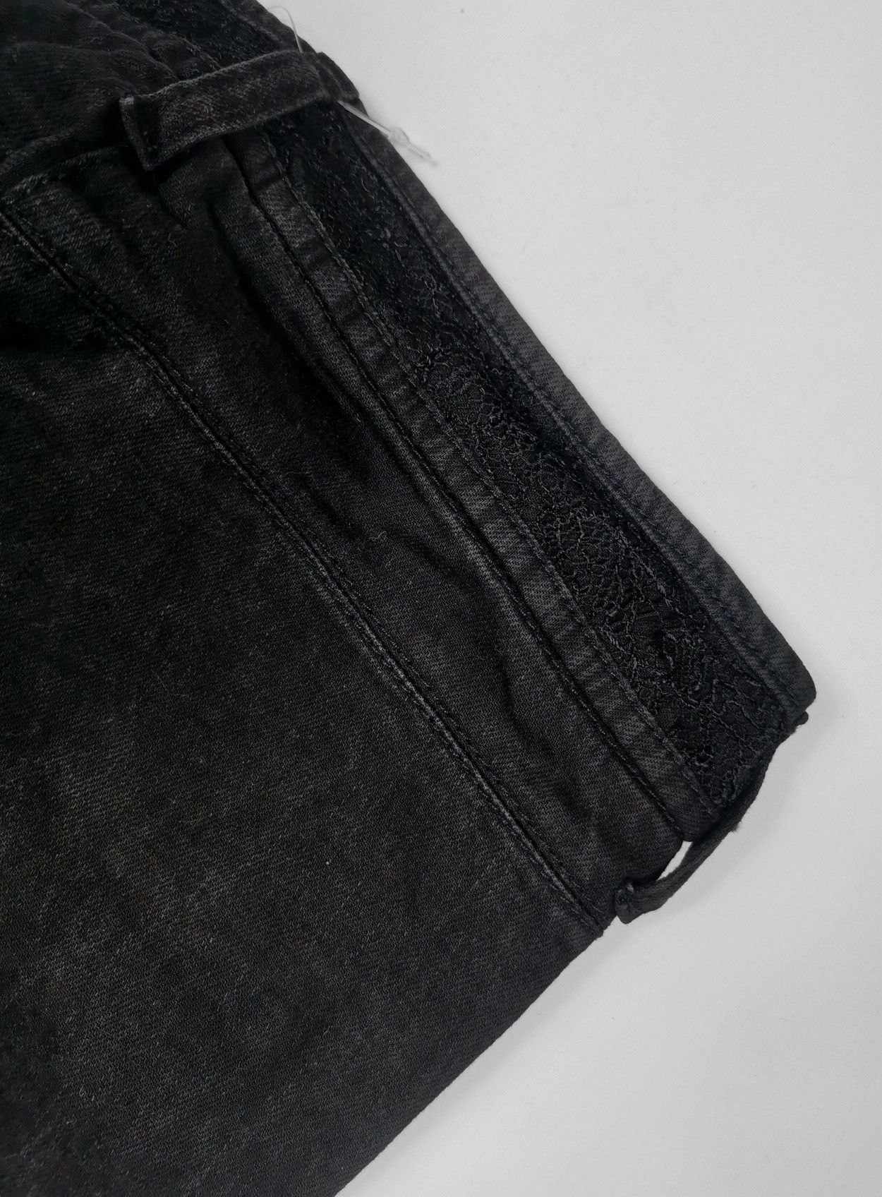 Ermanno Scervino Gothic Ermanno Scervino Lace Short Size 28" / US 6 / IT 42 - 6 Thumbnail