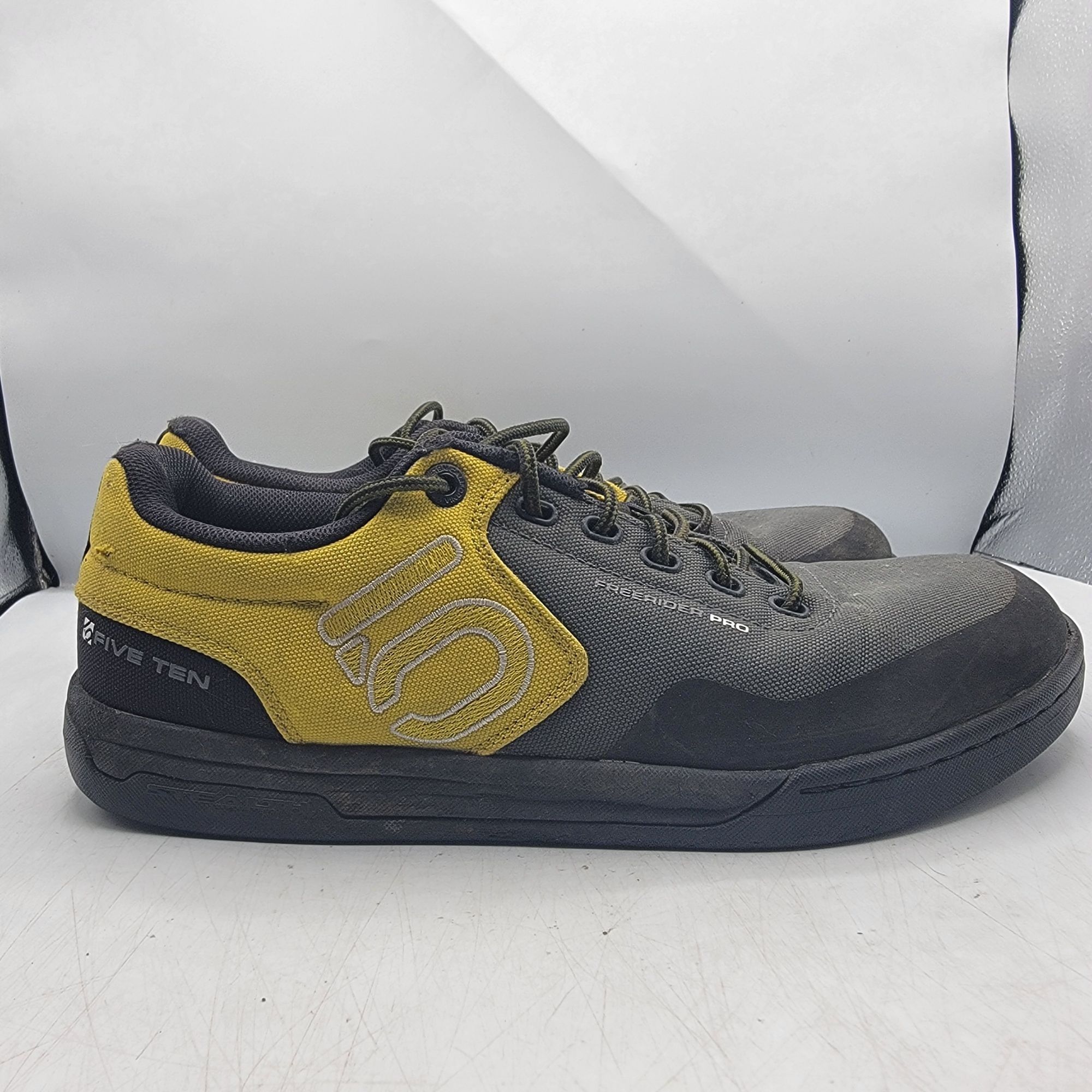 Adidas Adidas Five Ten Freerider Pro Mens 10.5 Black Yellow Flat Mo Size US 10.5 / EU 43-44 - 13 Thumbnail
