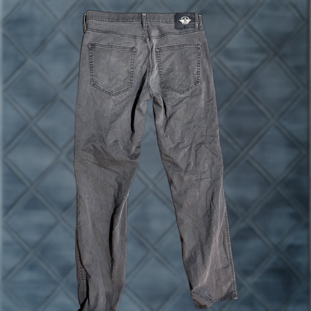 Dockers VINTAGE Dockers Pants Men's Regular Fit Straight Leg Chino 30x32 Gray Slashed Pockets Size US 30 / EU 46 - 1 Thumbnail