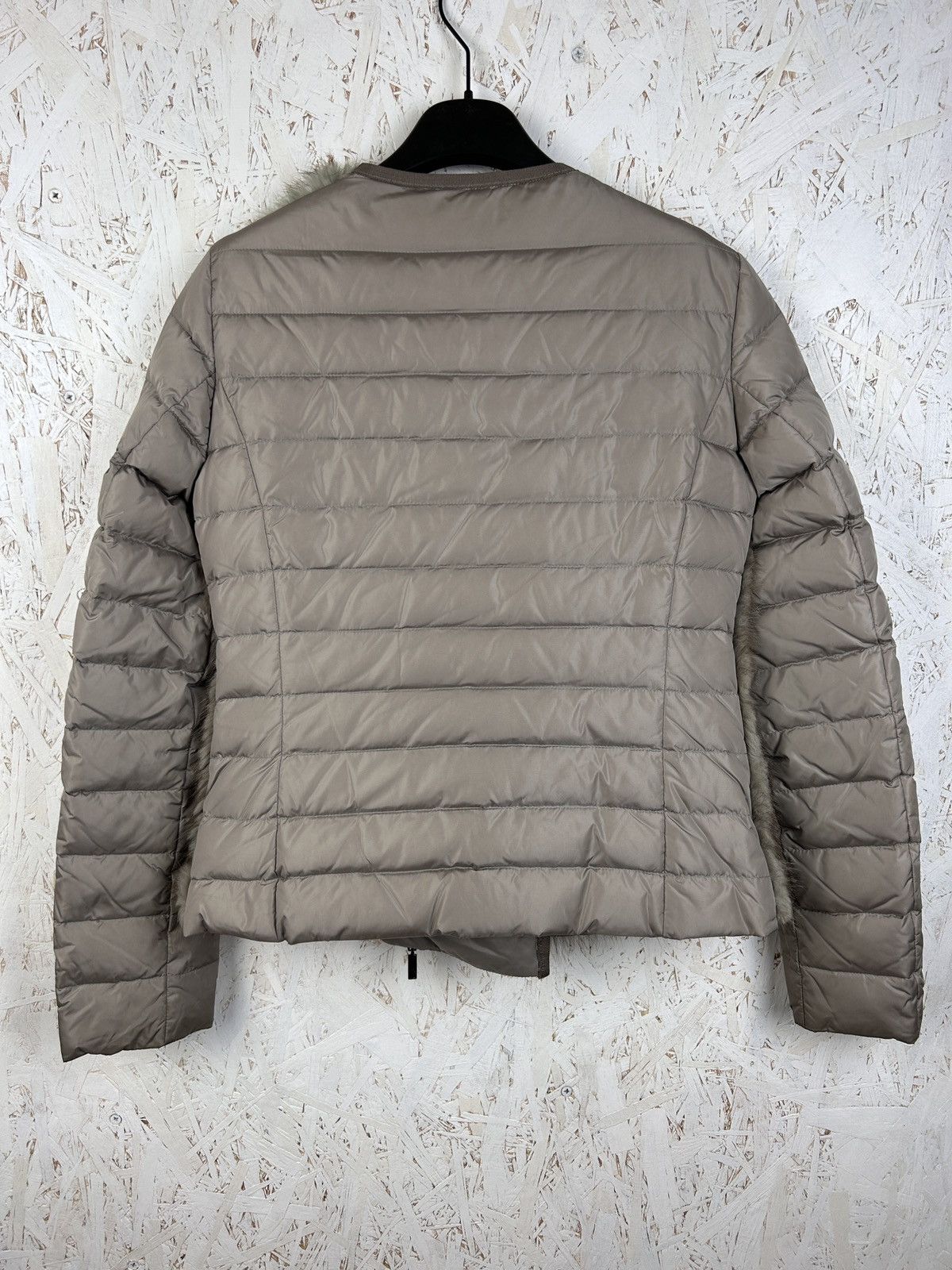 Moncler Moncler Carene Giubbotto Fur Down Light Puffer Jacket Size S / US 4 / IT 40 - 8 Thumbnail