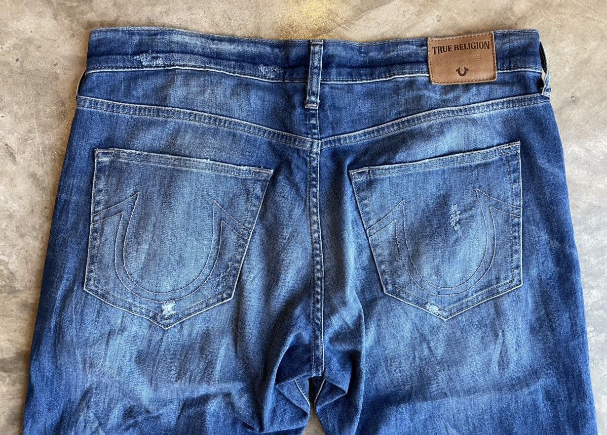 True Religion Vintage True Religion Distressed Jeans Geno Relaxed Slim Size US 32 / EU 48 - 17 Thumbnail