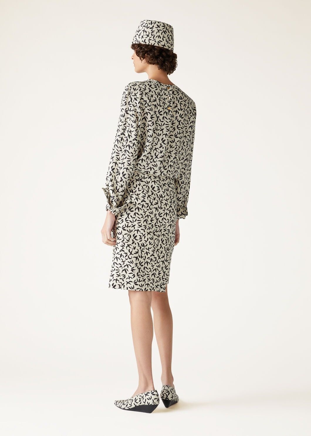 Loro Piana o1w1db10825 FAO7021 Silvia Skirt in White/Black Size 28" / US 6 / IT 42 - 5 Thumbnail