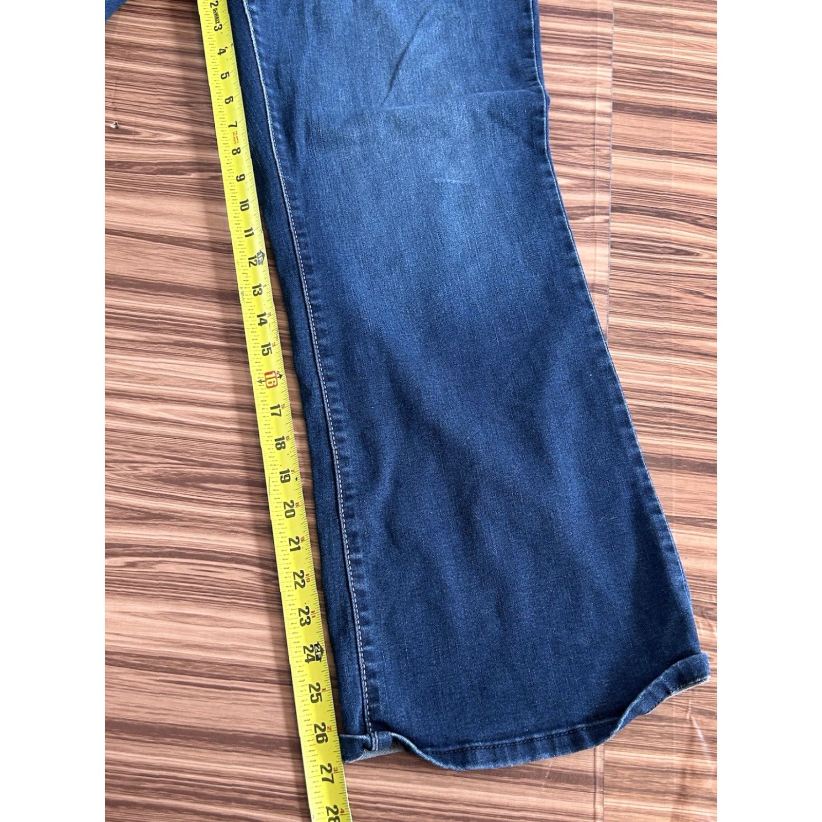 Levi's Womens Levi's 512 Jeans Bootcut Slimming High Rise Dark Wash 18 Blue Denim Regular Size 98% Cotton 2% Elastane Button Zip Size 40" / US 18 - 5 Thumbnail