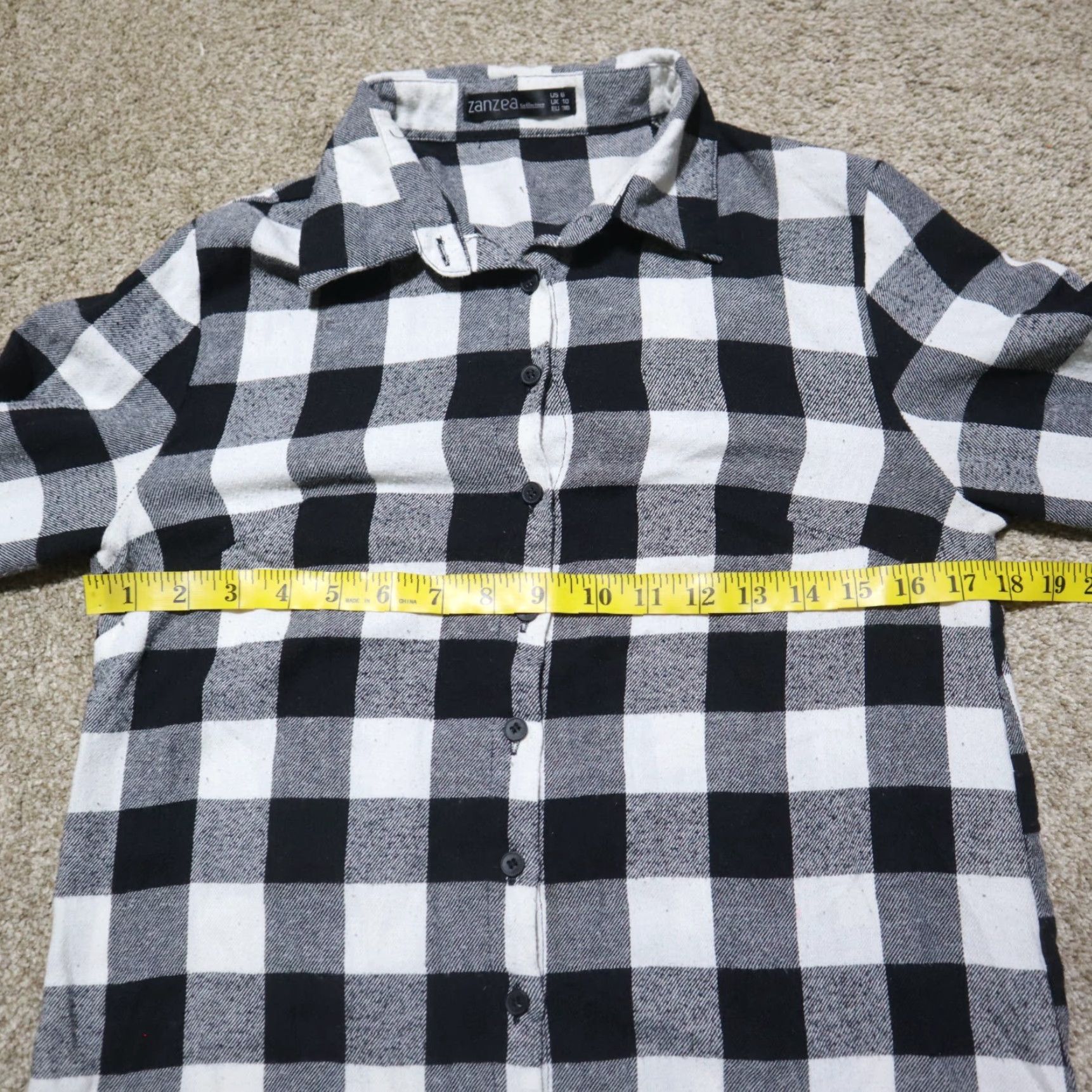 Vintage Zanzea Womens Shirt Adult 6 Black & Gray Plaid Long Sleeve Collared Button Down Size M / US 6-8 / IT 42-44 - 5 Thumbnail