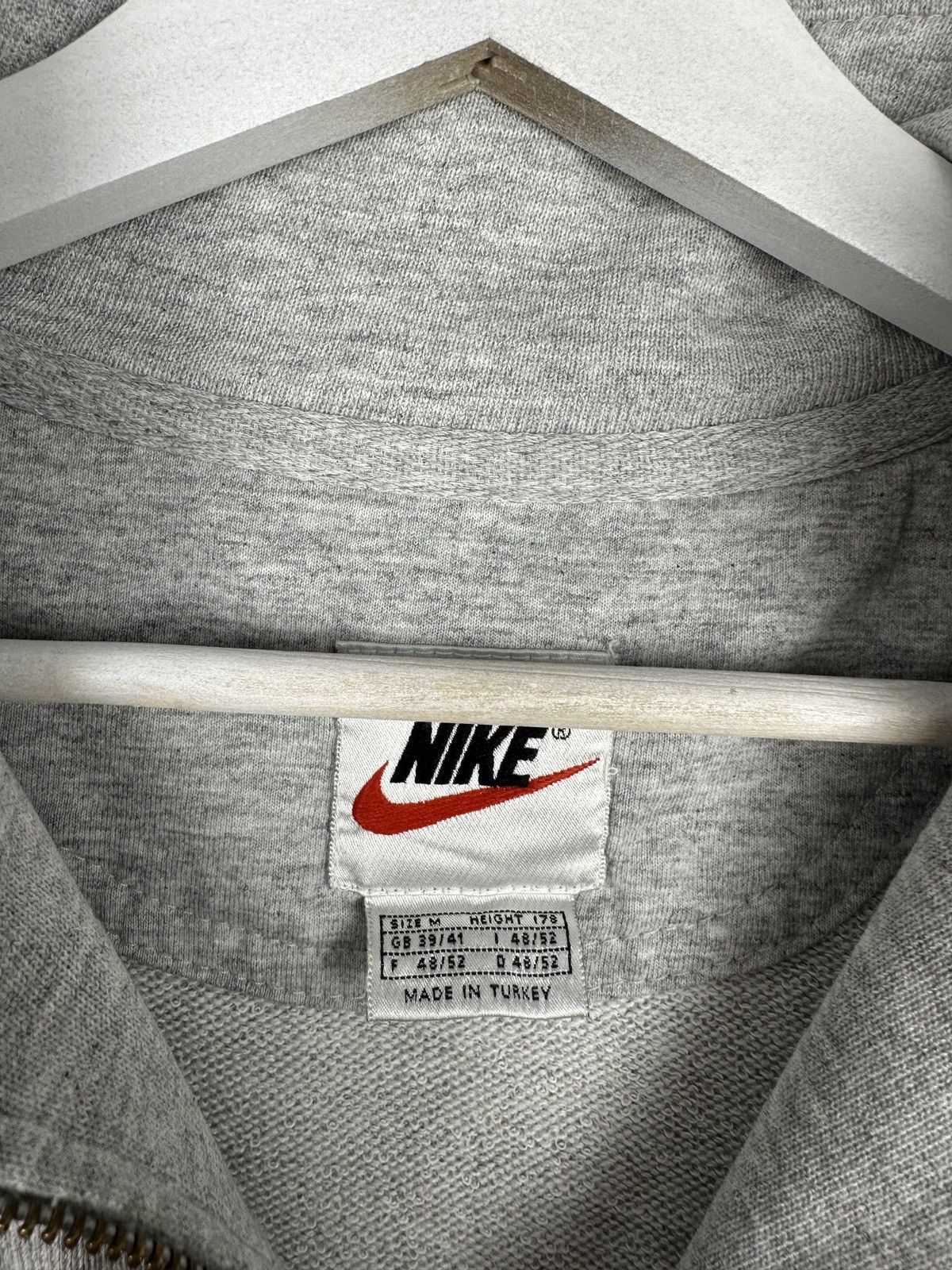 Nike Vintage Nike 1/4 Swoosh Zip Sweatshirt Pullover Jumper Y2K Size US M / EU 48-50 / 2 - 4 Thumbnail