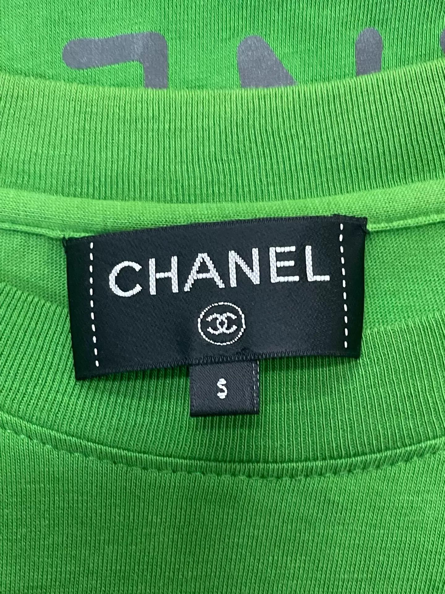 Chanel Chanel x Pharrell Beaded Green Long Sleeve T-Shirt S Size S / US 4 / IT 40 - 4 Thumbnail