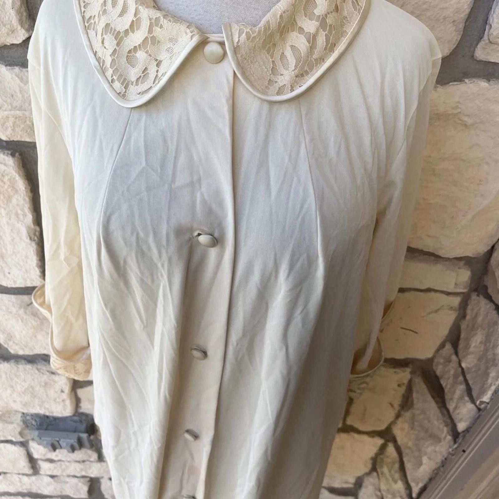 Other vintage 50s lace collar button up dress dress #lacedetails Size ONE SIZE - 2 Thumbnail
