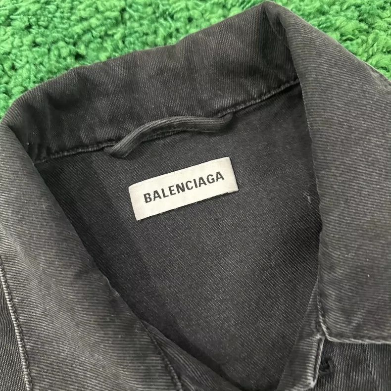 Balenciaga Balenciaga Balenciaga Denim Jacket in Excellent Condition Size US L / EU 52-54 / 3 - 3 Thumbnail