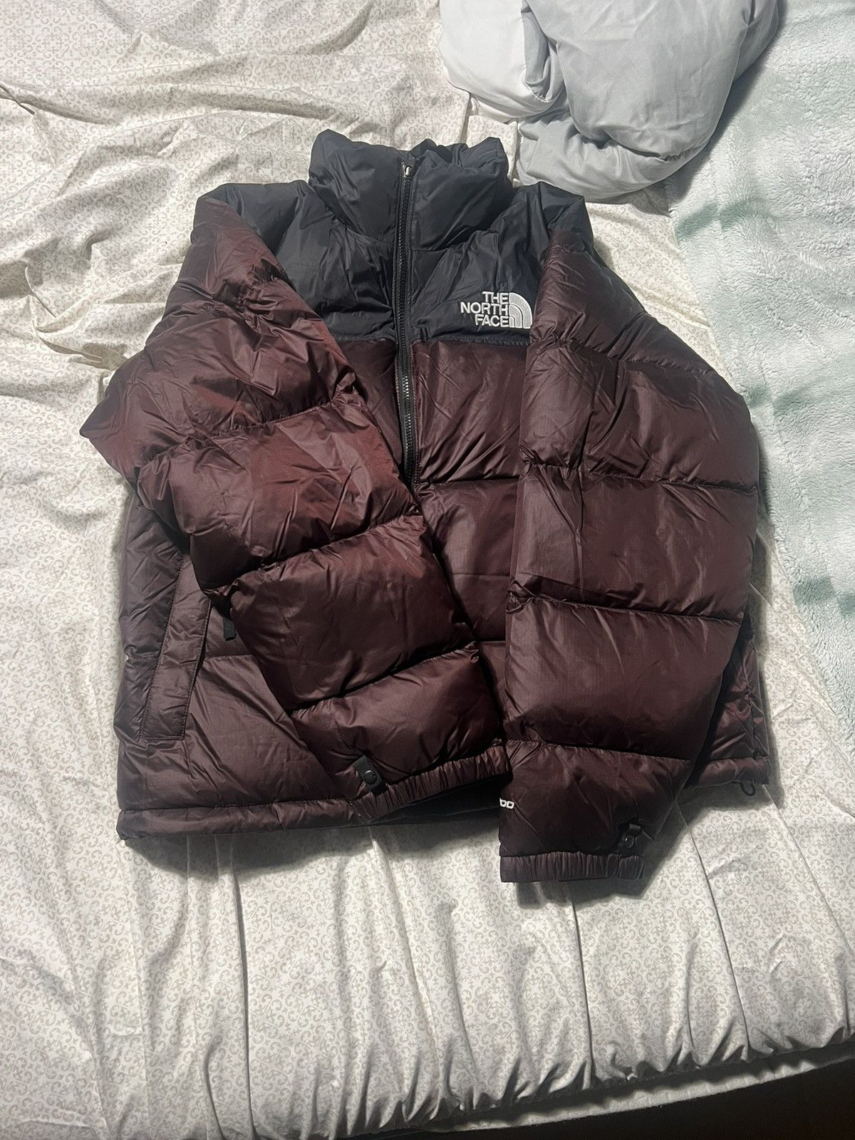 image of The North Face Men’S 1996 Retro Nuptse Jacket in Brown, Men's (Size Large)
