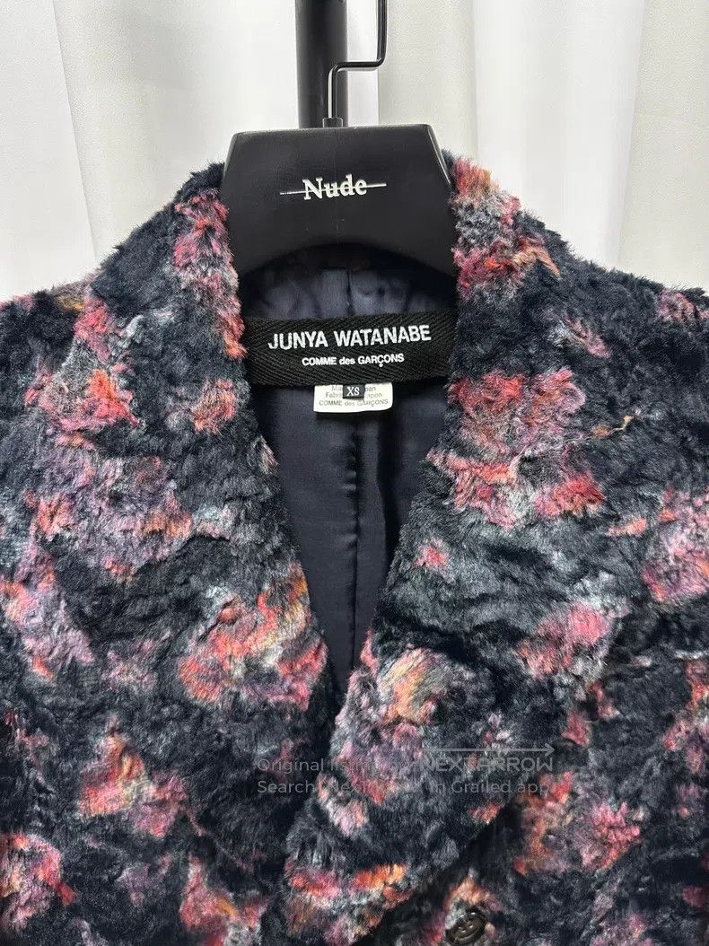 Junya Watanabe Junya Watanabe Faux Fur Coat with Damaged Effect Size US XS / EU 42 / 0 - 3 Thumbnail
