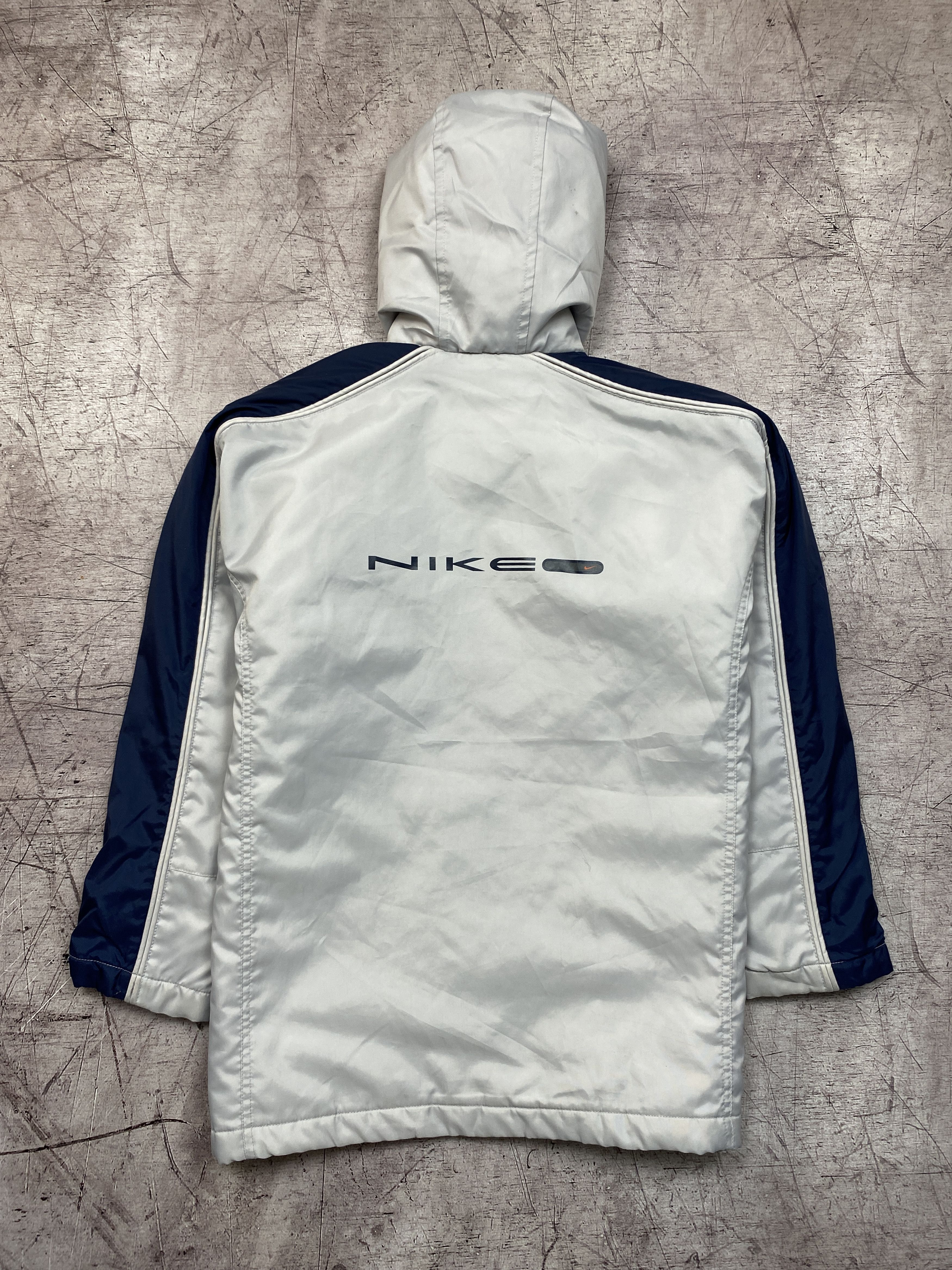 Nike × Vintage Nike Vintage Mens Nylon Jacket Size US S / EU 44-46 / 1 - 1 Thumbnail