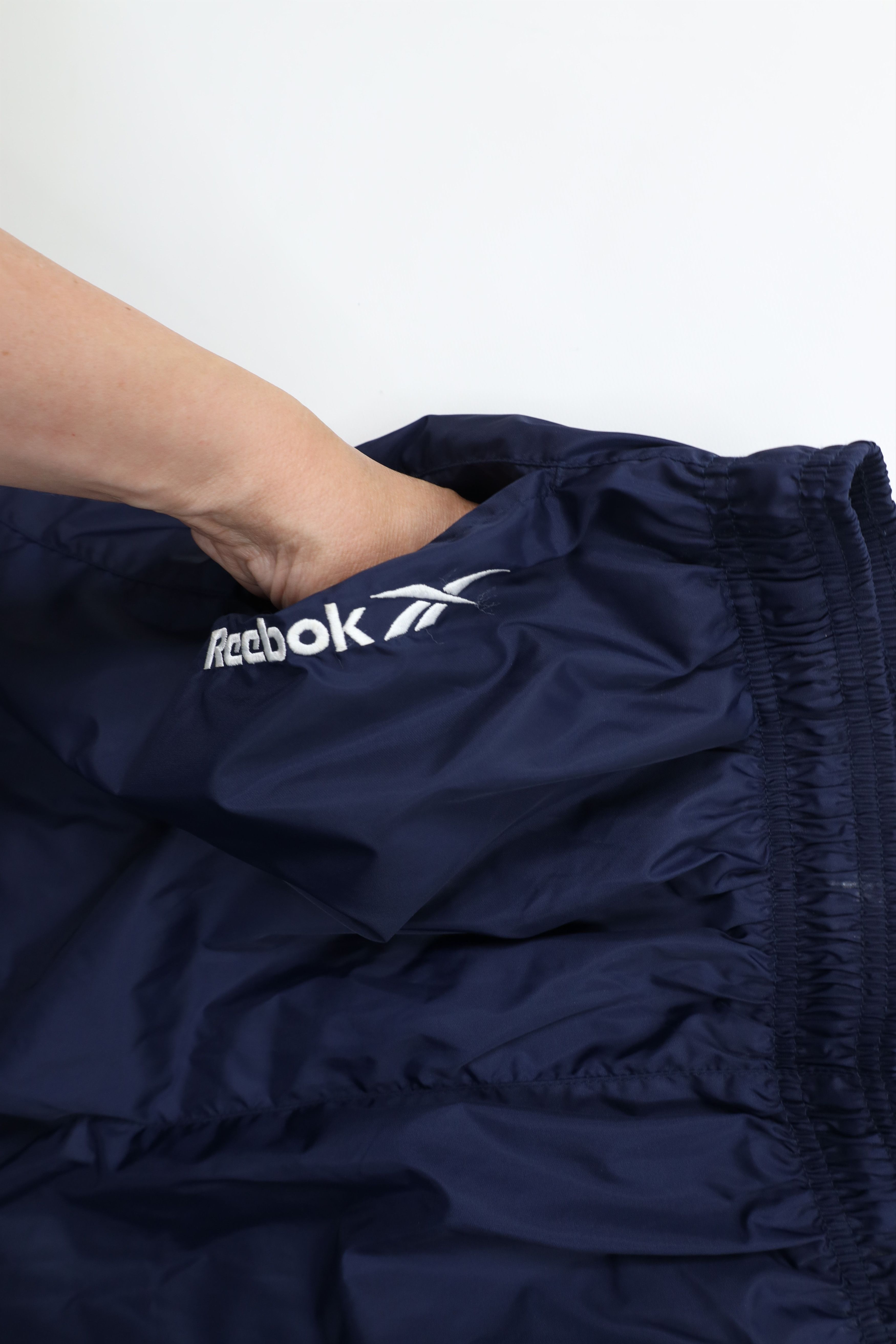 Reebok Vintage 90s Reebok Wide Leg Windbreaker Pants Navy Blue Size US 36 / EU 52 - 9 Thumbnail
