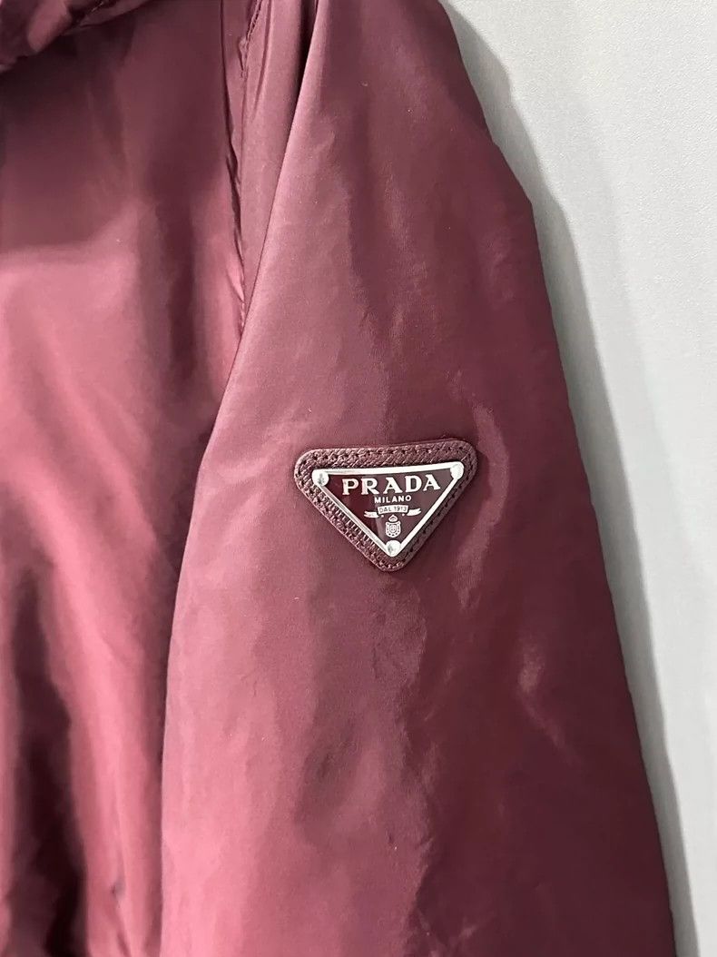 Prada Prada Size 36 Nylon triangle thin fleece jacket 2502-Next Size US XXS / EU 40 - 5 Thumbnail