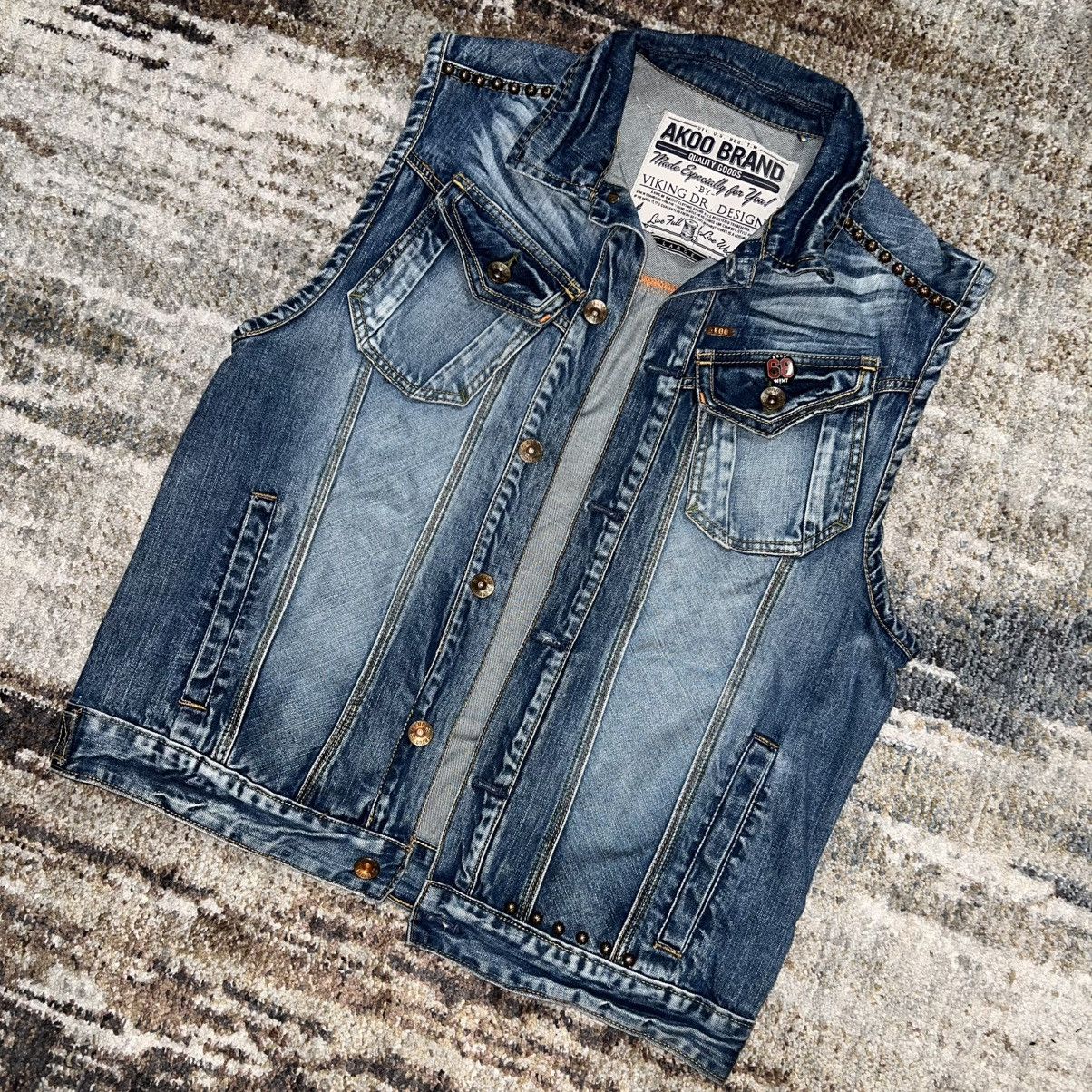 AKOO AKOO Stone Wash Studded Western Denim Vest Size US L / EU 52-54 / 3 - 1 Thumbnail