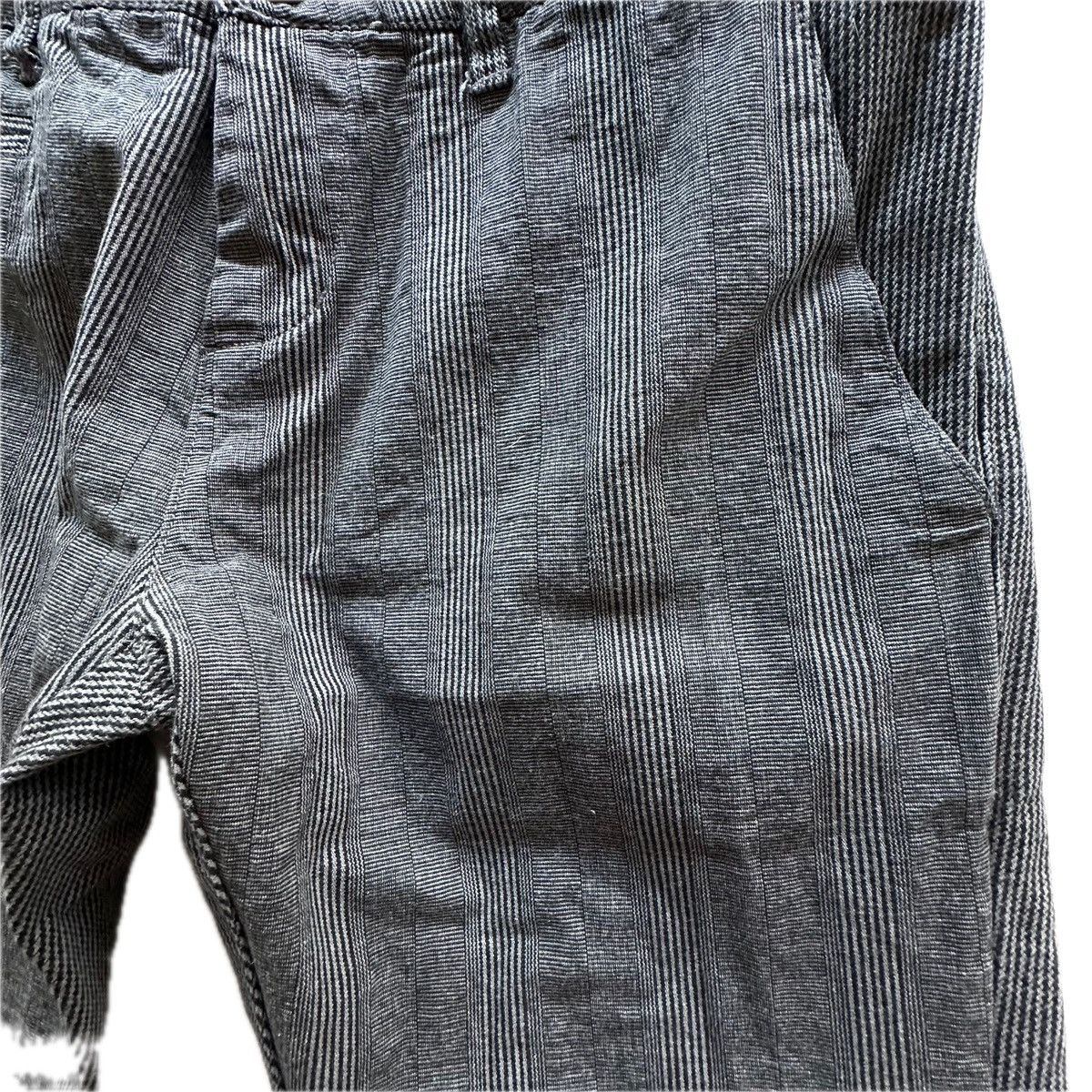 Desigual Desigual Pinstripe Trousers Double Button Waist EU 30 US 10 Size 25" / US 0 / IT 36 - 8 Thumbnail