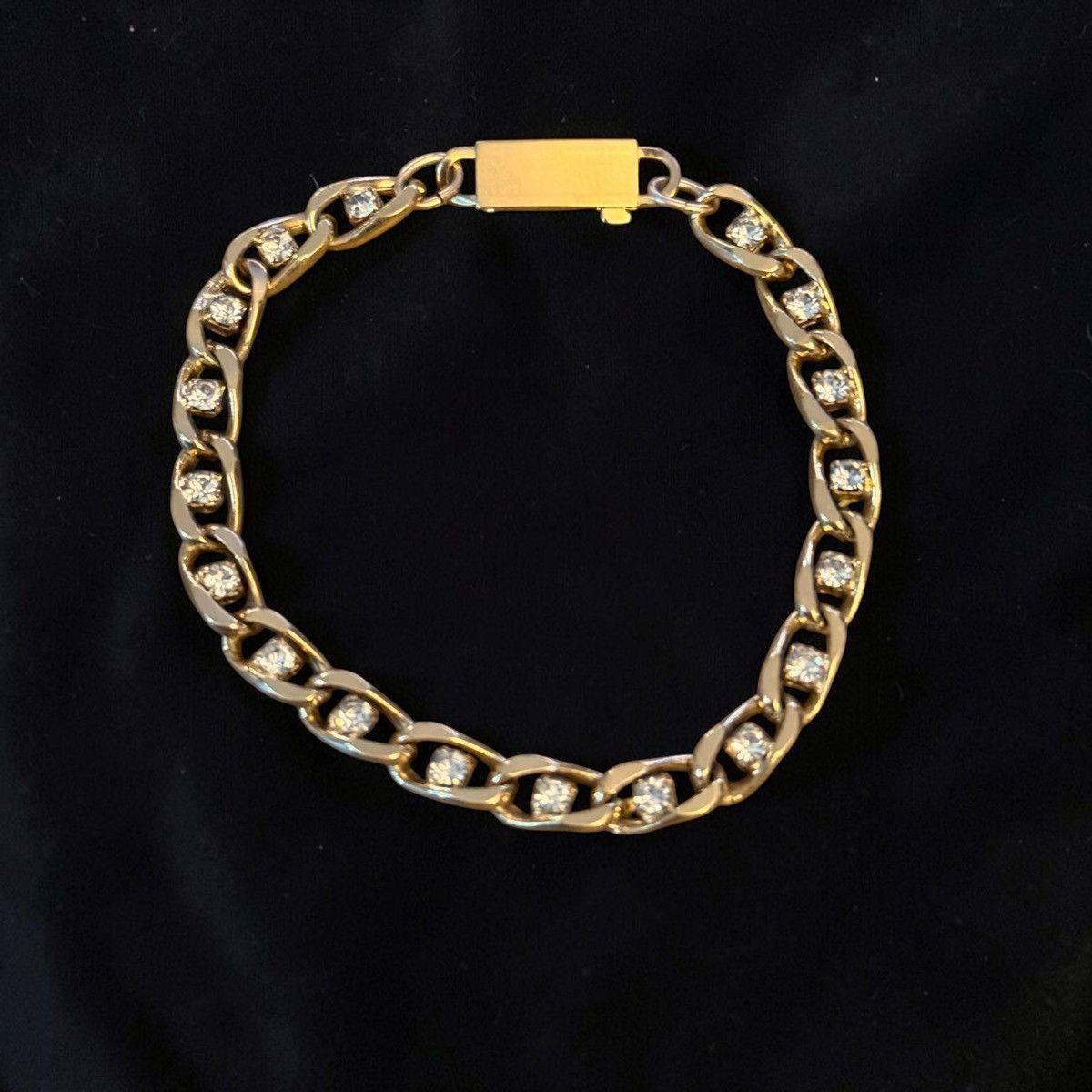 Other Vintage gold tone link bracelet with clear stones Size ONE SIZE - 1 Thumbnail