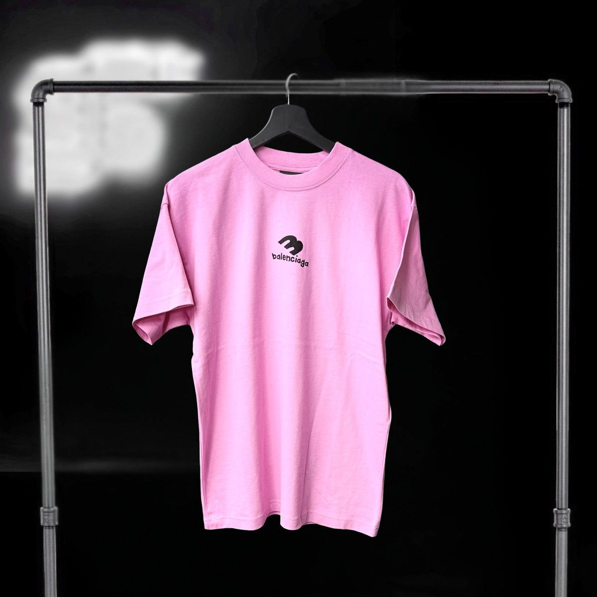 Balenciaga Balenciaga Vintage 3D Logo Pink T-Shirt Size US S / EU 44-46 / 1 - 1 Thumbnail