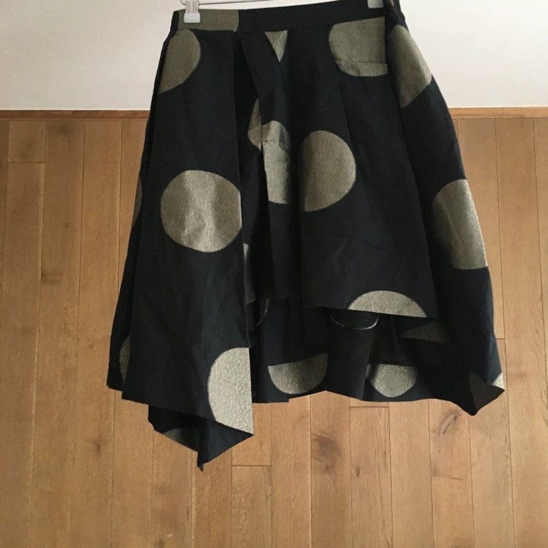 Vivienne Westwood size1 The dress was half a piece of fabri