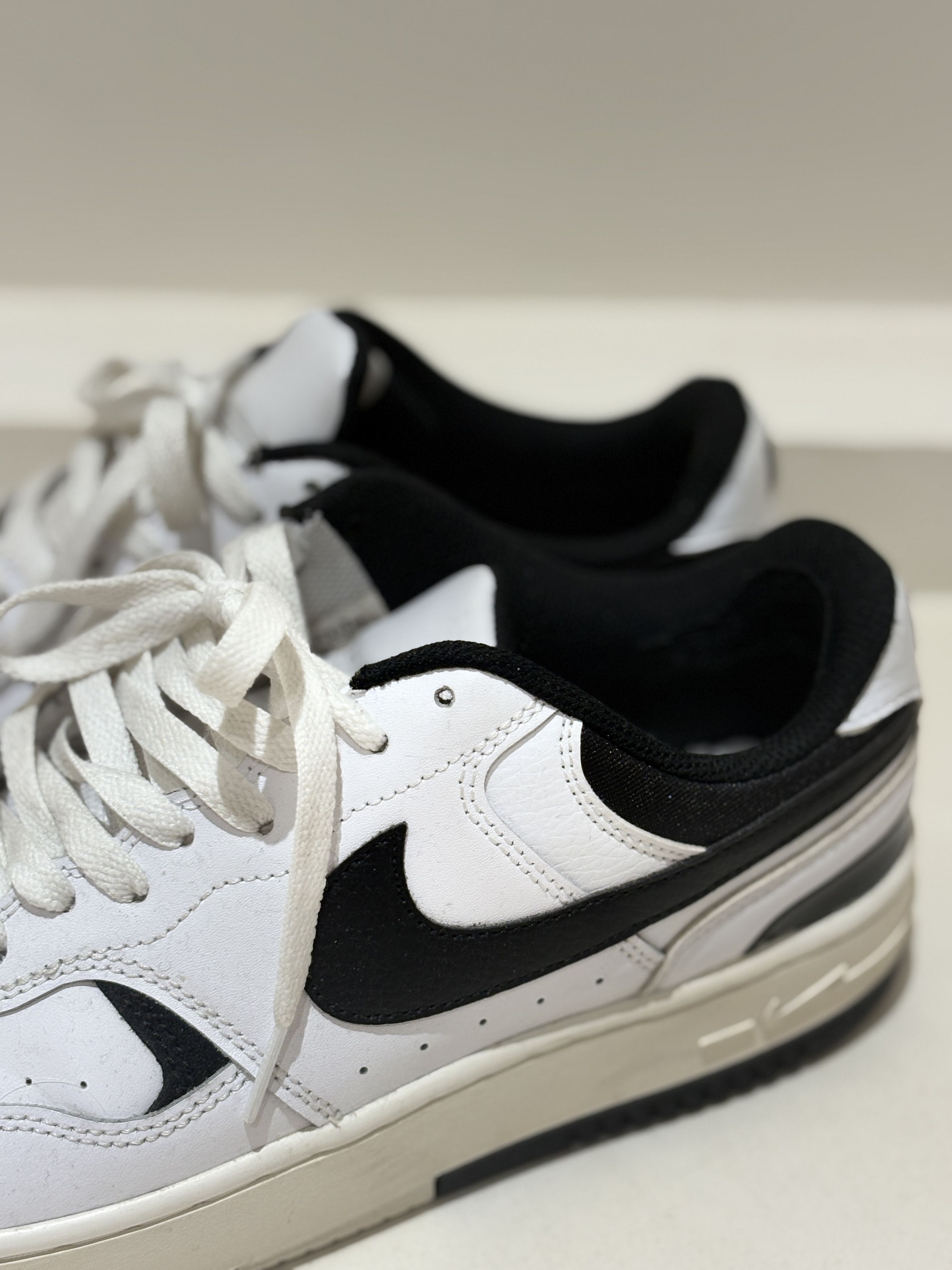 Nike NIKE Dunk Low Size US 9 / EU 42 - 2 Thumbnail