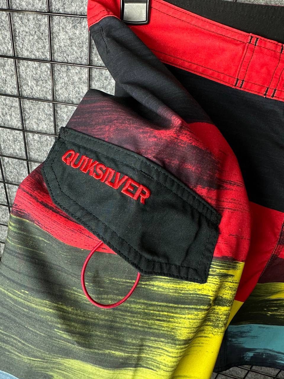 Quiksilver Quiksilver shorts swimming size 32 Size US 32 / EU 48 - 4 Thumbnail