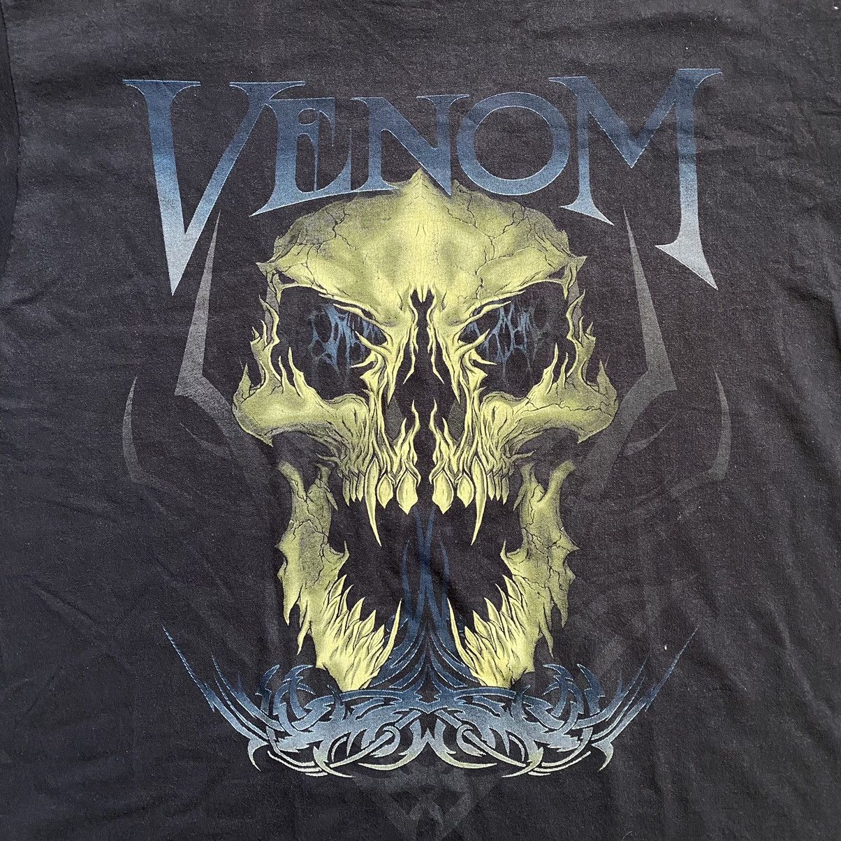 WWE WWE RANDY ORTON VENUM Y2K FADED T SHIRT Size US XL / EU 56 / 4 - 3 Thumbnail