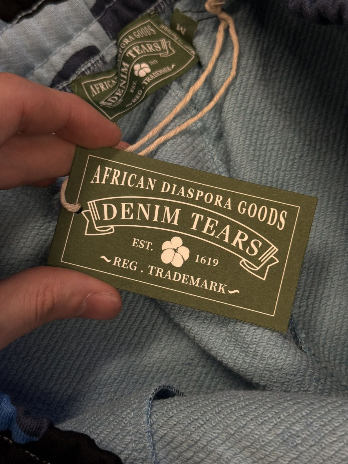 DENIM TEARS Denim Tears Cotton Wreath Camo Sweatpants Size Medium NEW Size US 31 - 8 Thumbnail