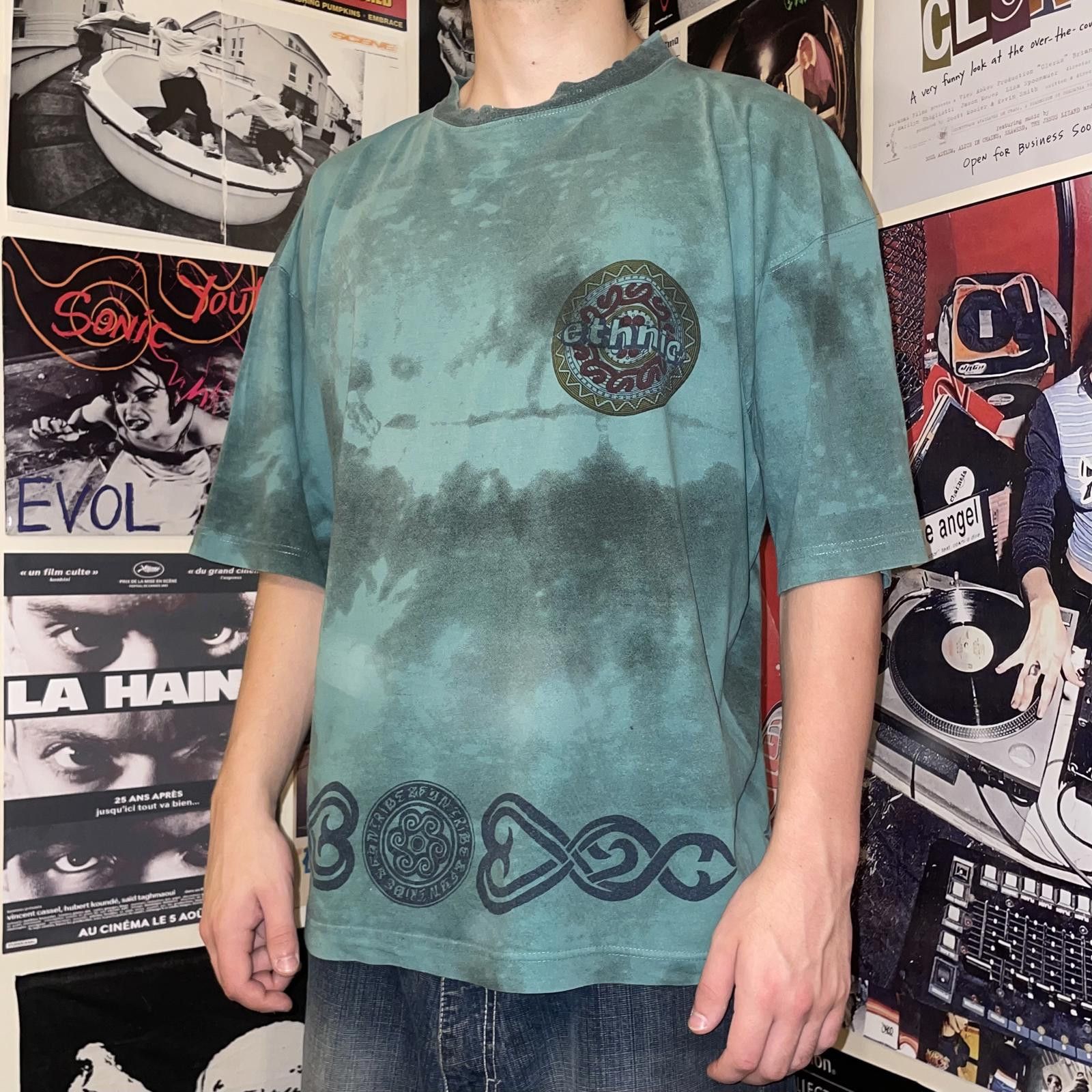Designer NewFast 90s Dye ‘Ethnic’ Graphic T-Shirt L Size US L / EU 52-54 / 3 - 9 Thumbnail